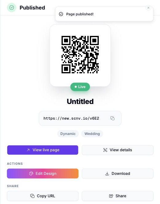 Panneau de confirmation Published avec un badge vert Live, l'image du code QR, l'URL en direct, et des boutons d'action incluant View live page, View details, Edit Design, Download, Copy URL, et Share