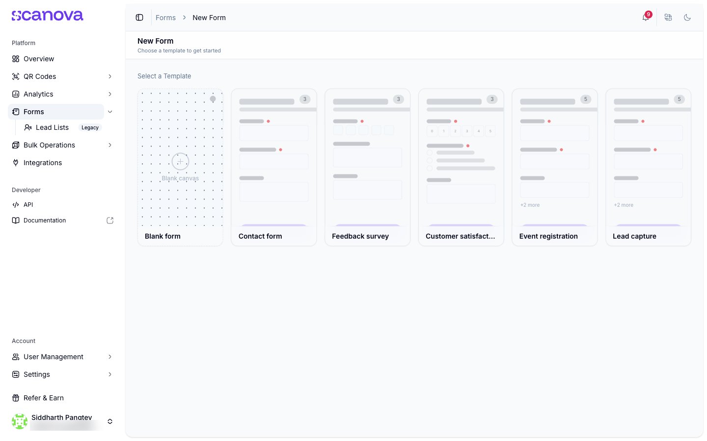 New Form 模板选择器显示六张模板卡片:Blank form、Contact form、Feedback survey、Customer satisfaction、Event registration 和 Lead capture