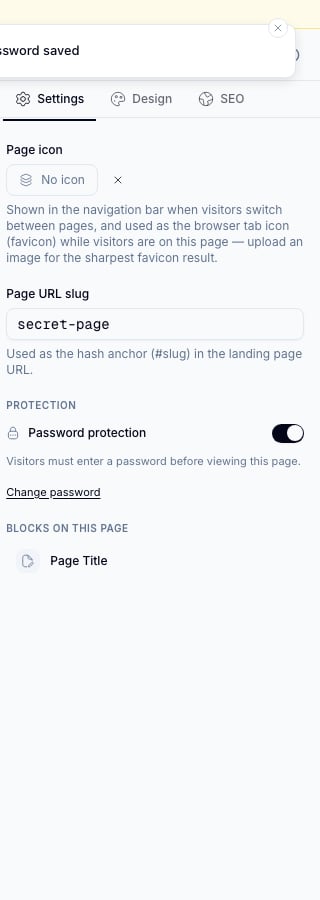 Page settings 面板显示 Password saved 提示、切换为开启状态的 Password protection 开关、更新后的帮助文字 'Visitors must enter a password before viewing this page',以及一个 Change password 链接