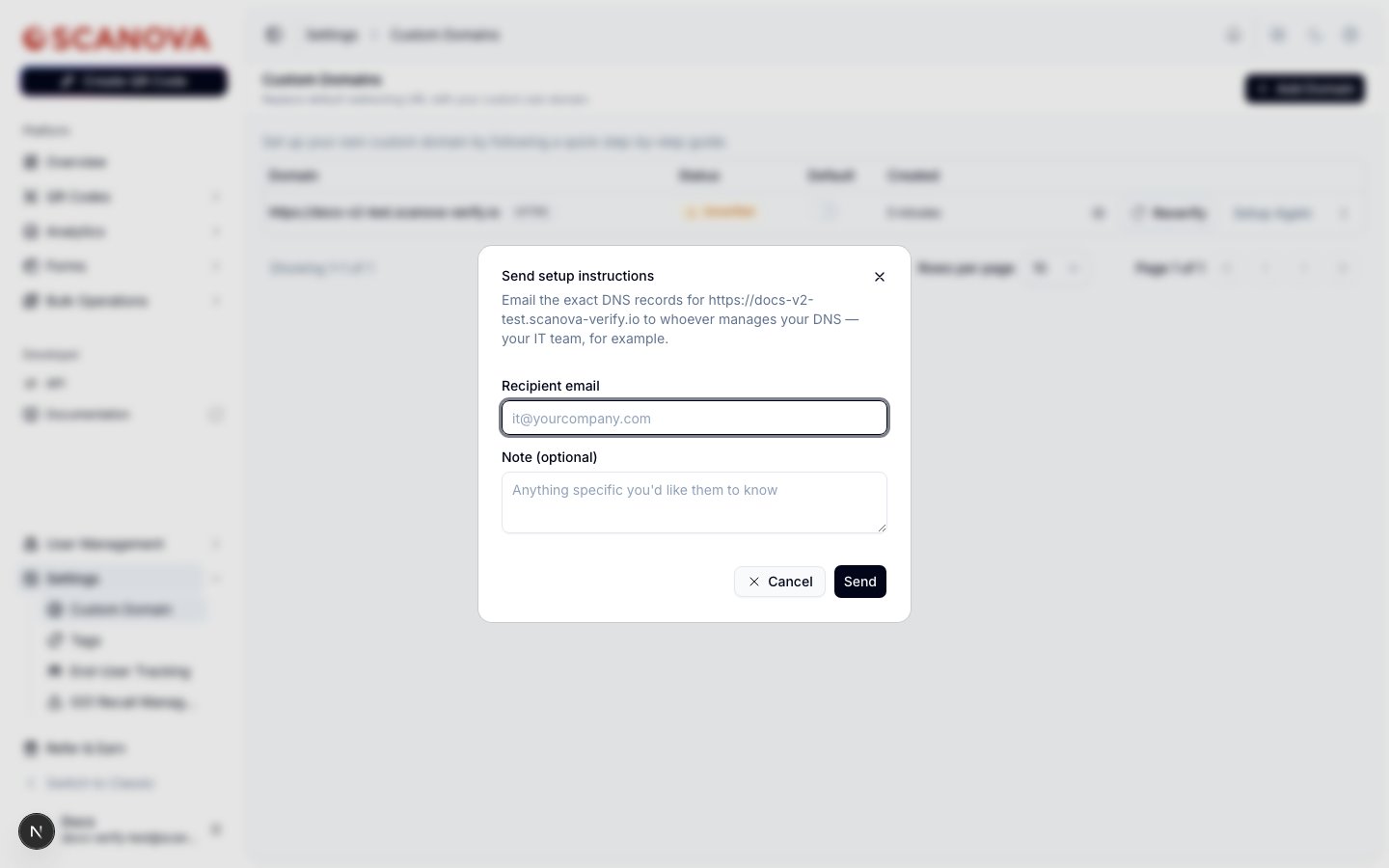 Dialog „Einrichtungsanweisungen senden“ mit einem Feld für die E-Mail-Adresse des Empfängers, einem optionalen Notizfeld und den Schaltflächen Abbrechen/Senden
