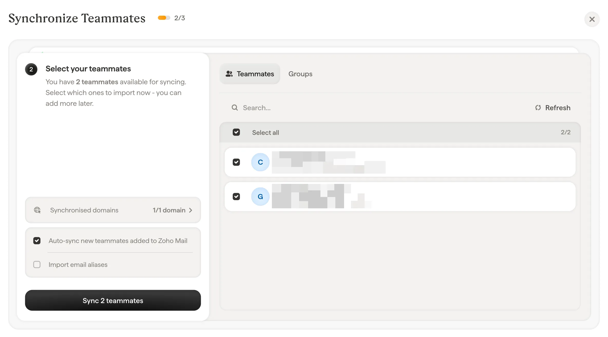 Boîte de dialogue Synchroniser les collaborateurs listant les utilisateurs Zoho Mail, avec les onglets Collaborateurs et Groupes