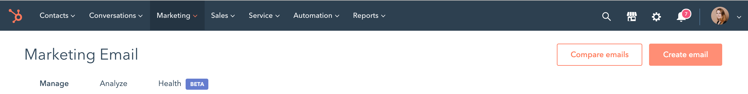HubSpot email editor interface with blank email template ready to edit