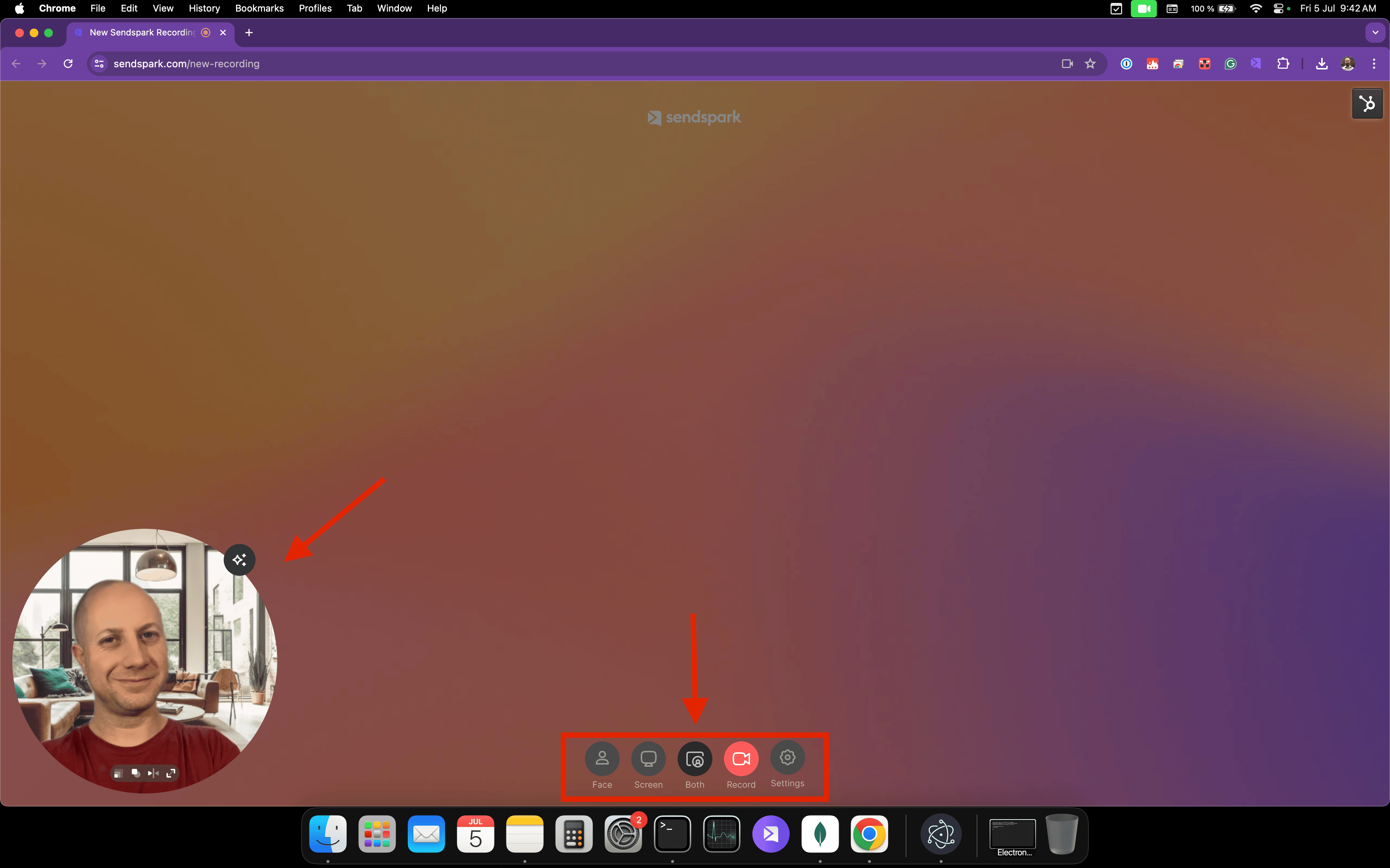Sendspark Chrome extension camera bubble overlay displaying user face on website