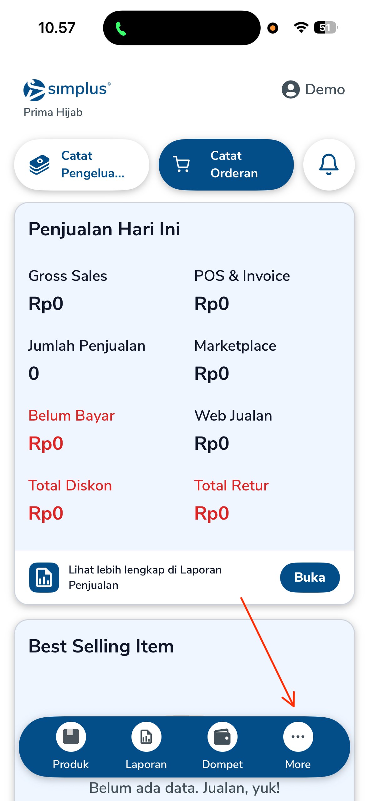 Halaman utama aplikasi Simplus dengan tombol More disorot