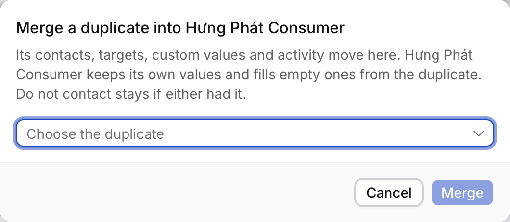 Merge a duplicate into Hưng Phát Consumer, with the Duplicate company picker and Merge