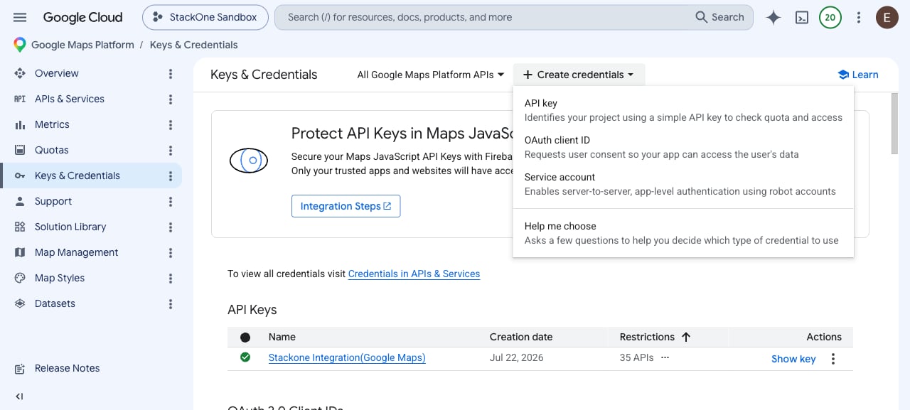 Create credentials menu open with the API key option highlighted