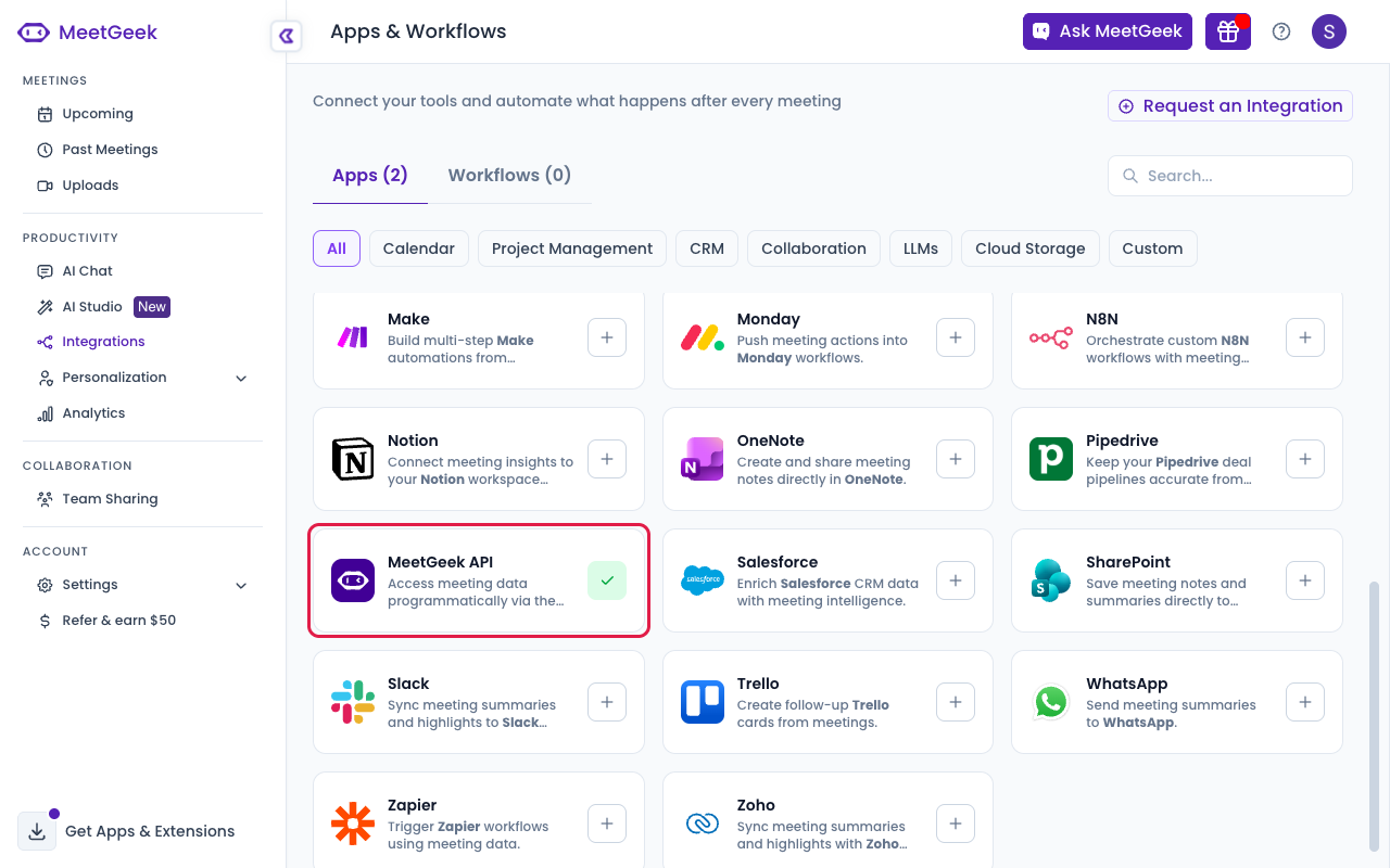 Apps and Workflows page with the MeetGeek API card highlighted on the Apps tab