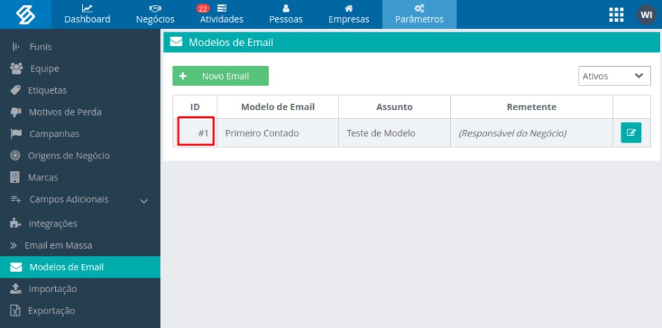 Tela Modelos de Email no módulo de Expansão, com o código #1 destacado na coluna ID do modelo Primeiro Contado