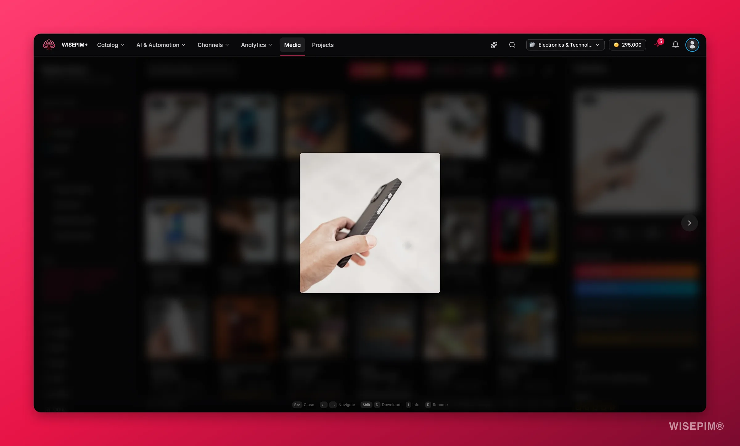 WISEPIM media lightbox, a full-screen overlay to zoom and rotate a product image