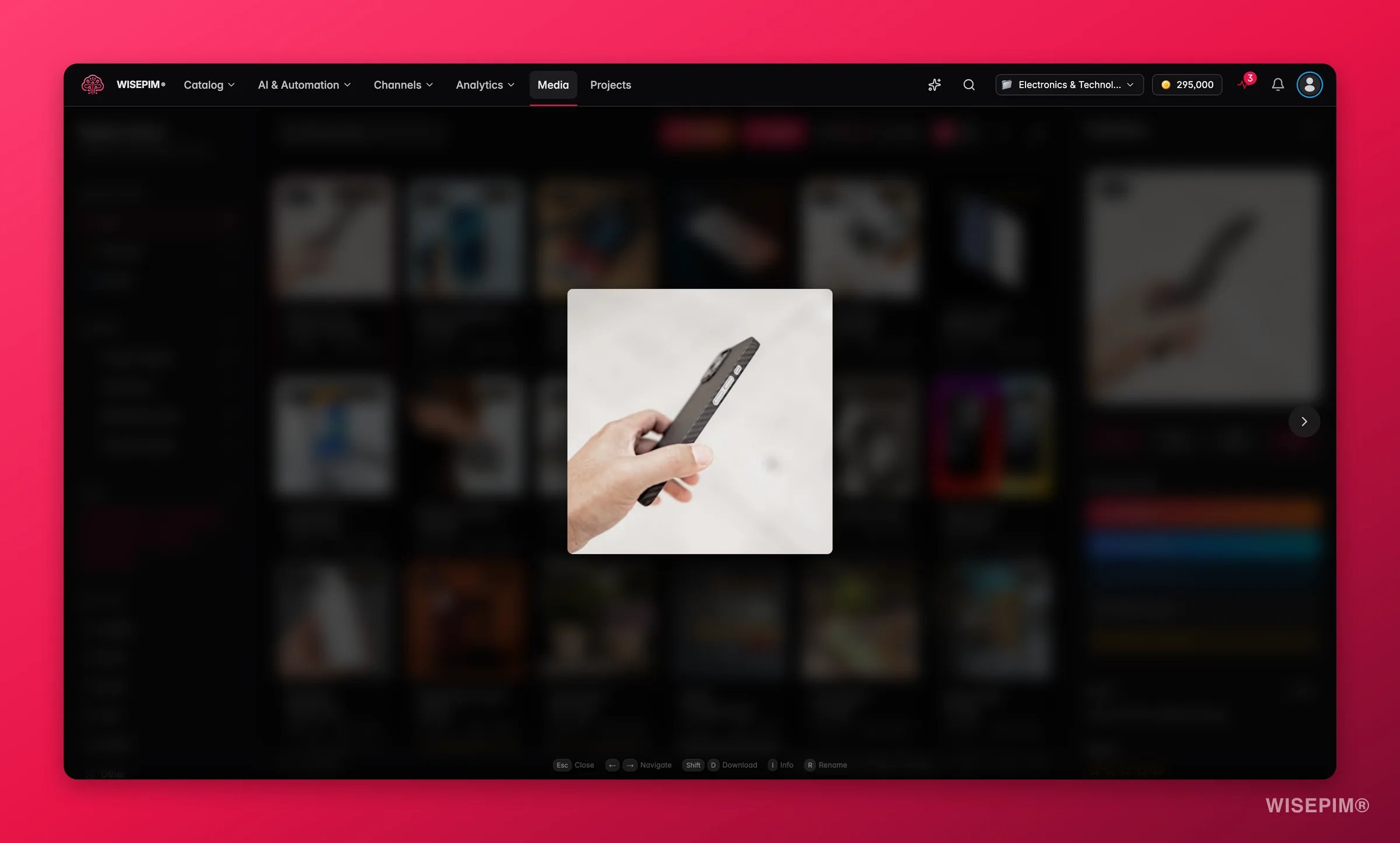 WISEPIM media lightbox, a full-screen overlay to zoom and rotate a product image