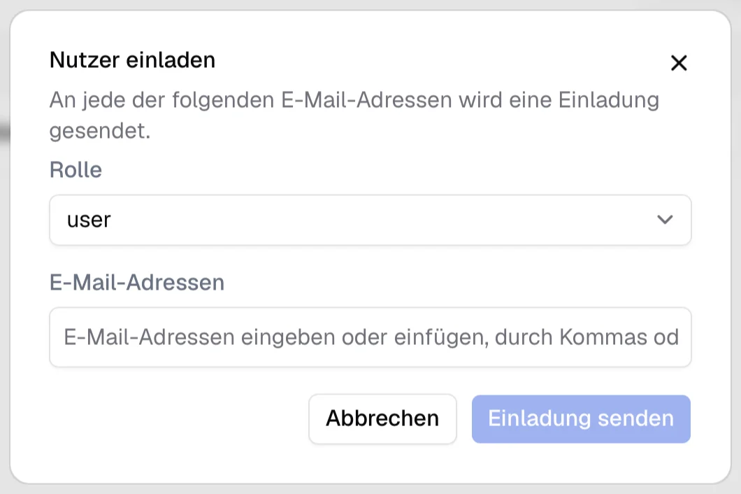 Nutzer einladen in der AI Suite.