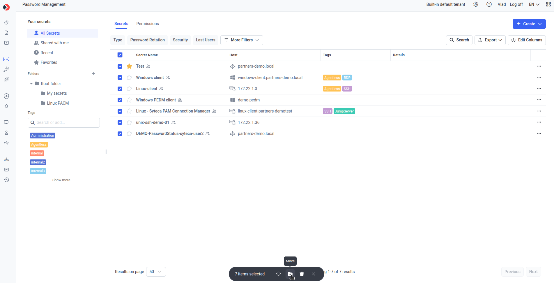 Bulk action bar with Delete, Move, and Favorites options