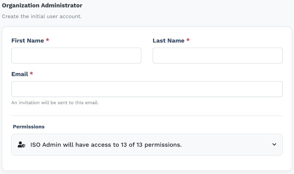 Organization Administrator avec First Name, Last Name, Email et une rangée Permissions