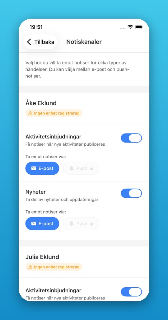 Notiskanaler per barn med val för e-post och push