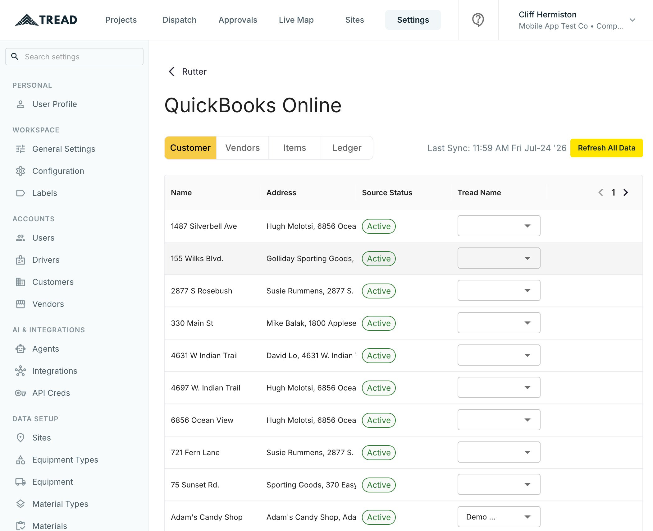 Customer tab listing QuickBooks customers with a Tread Name dropdown for matching each one to a Tread customer