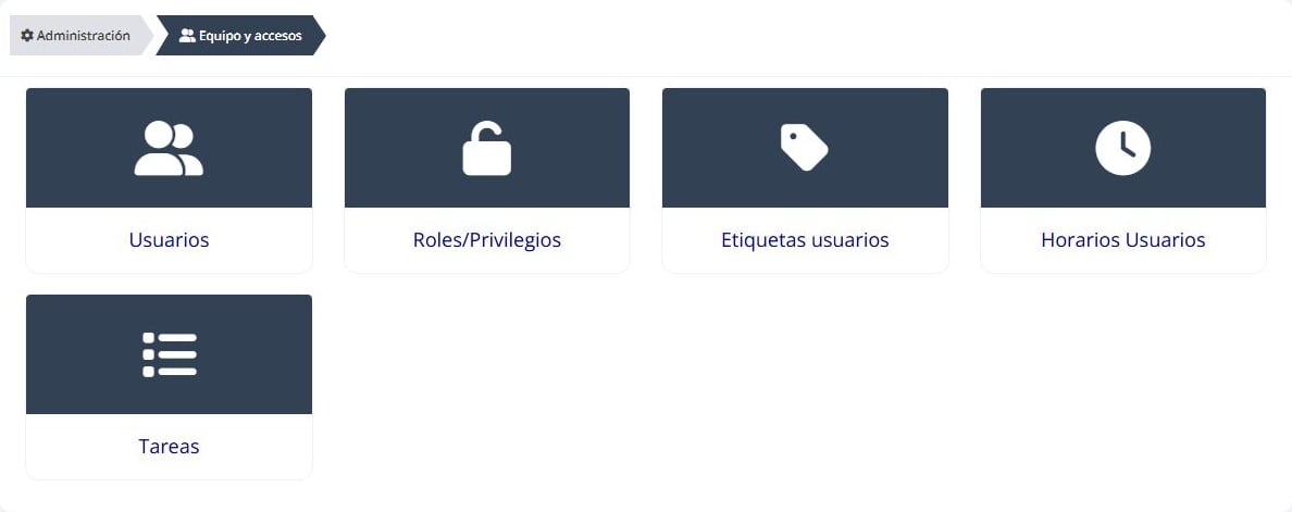 Pantalla Equipo y accesos de Nubidoc, con la opción Usuarios.