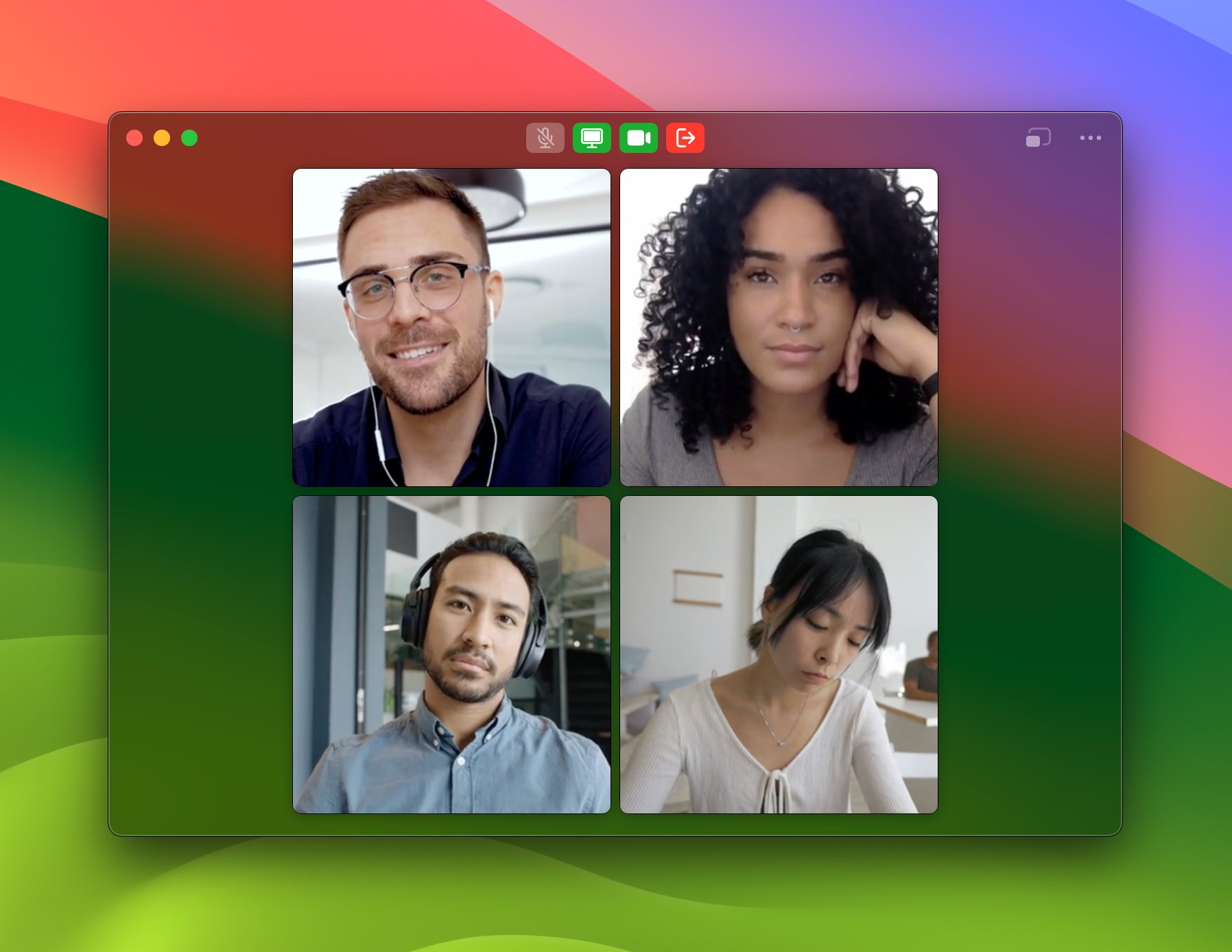 Conversation mode webcam window arranged in a grid layout