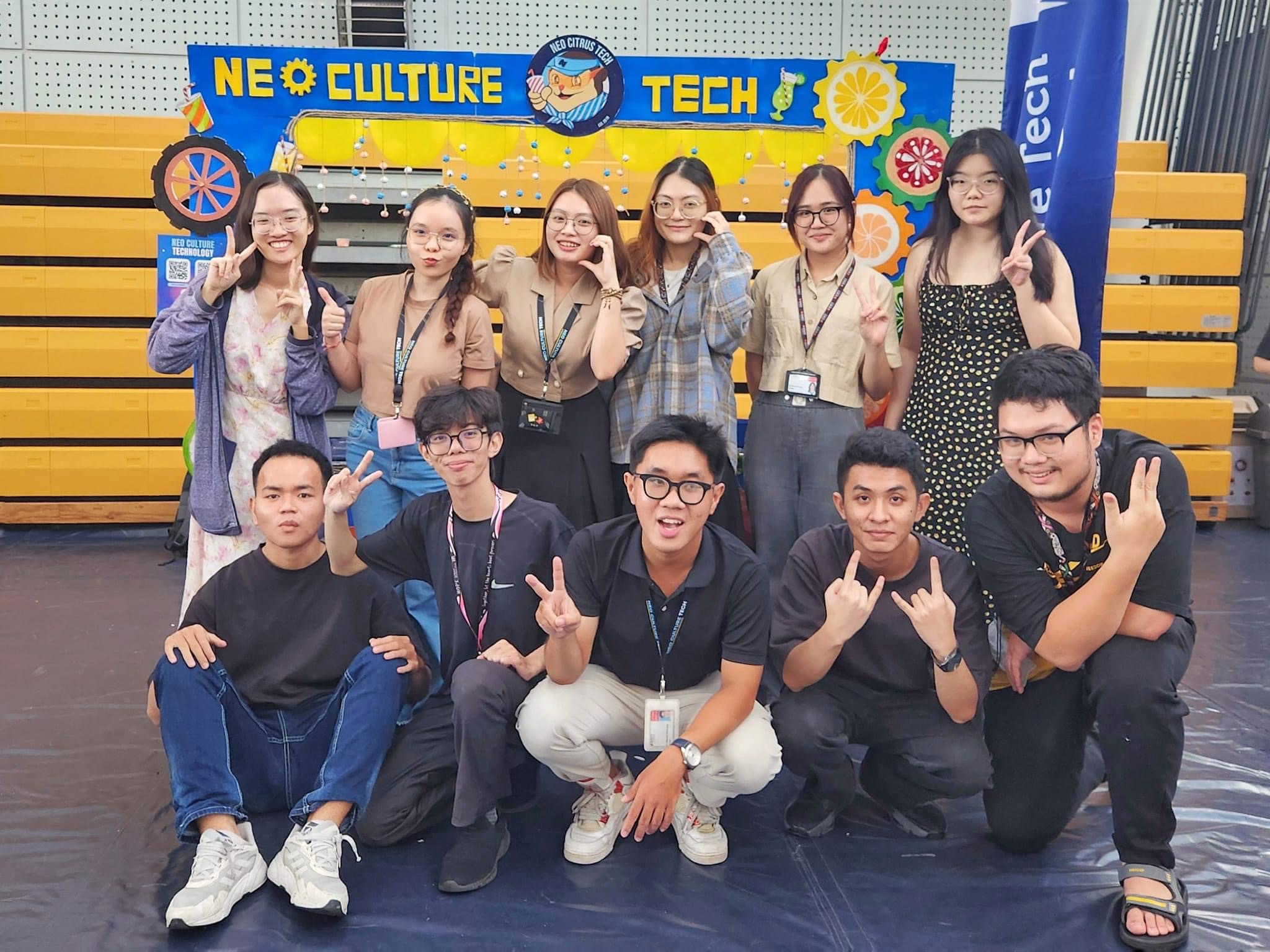 Vo Hoang Phuc with NCT Club