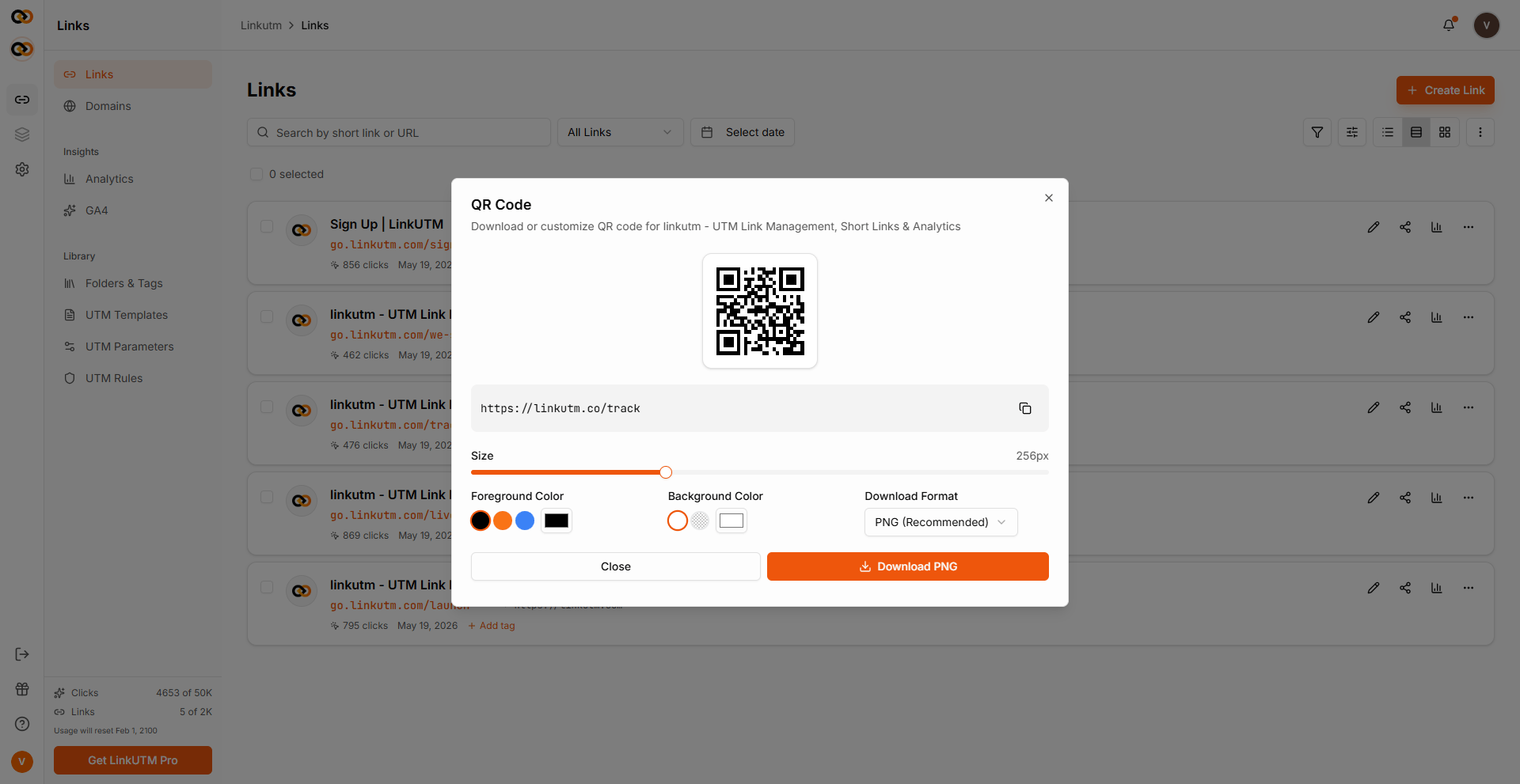 QR code generator - size slider, color pickers, format selector, and Download PNG button