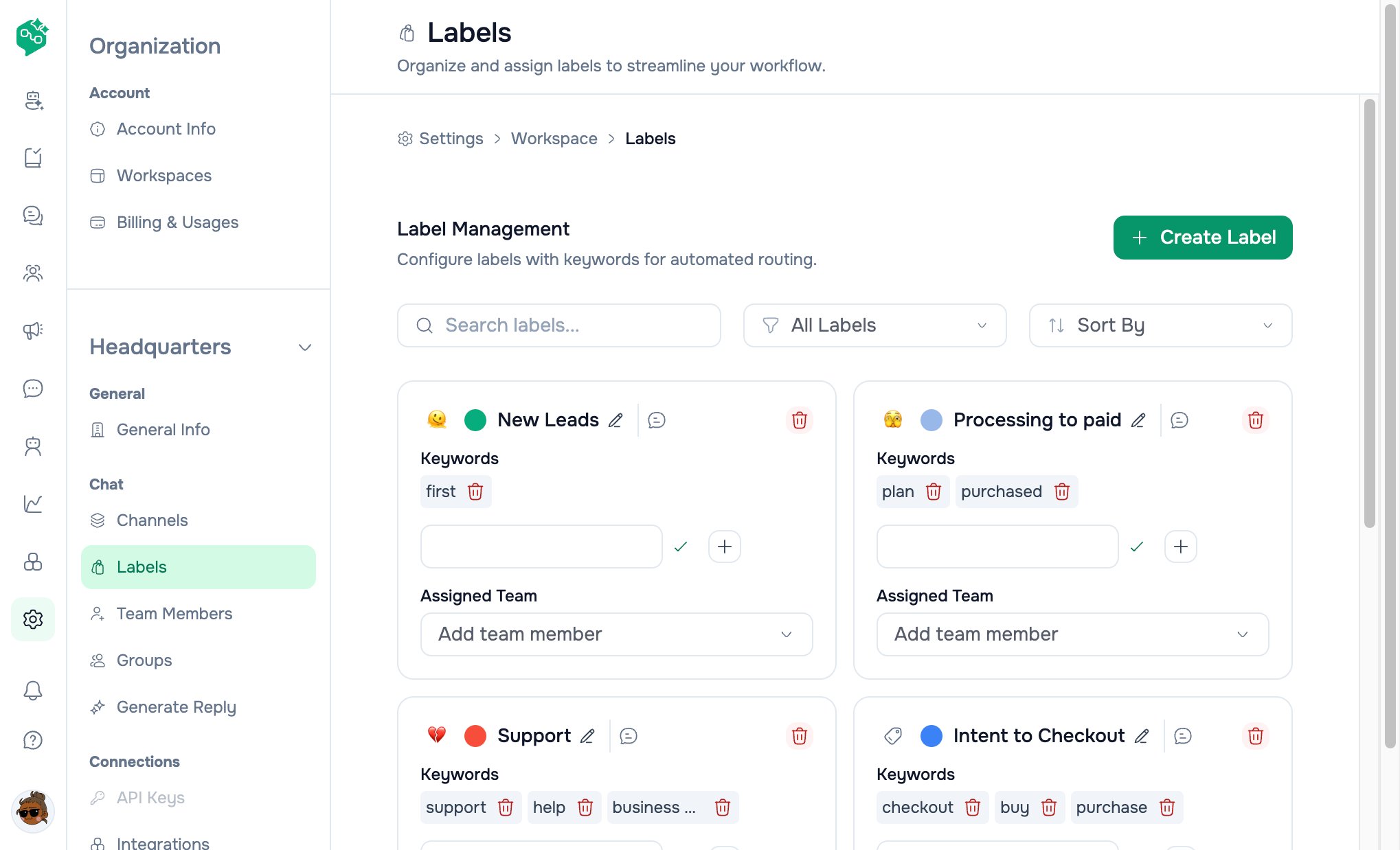Vendschat Labels settings with Create Label and label cards that include keywords for automated routing.