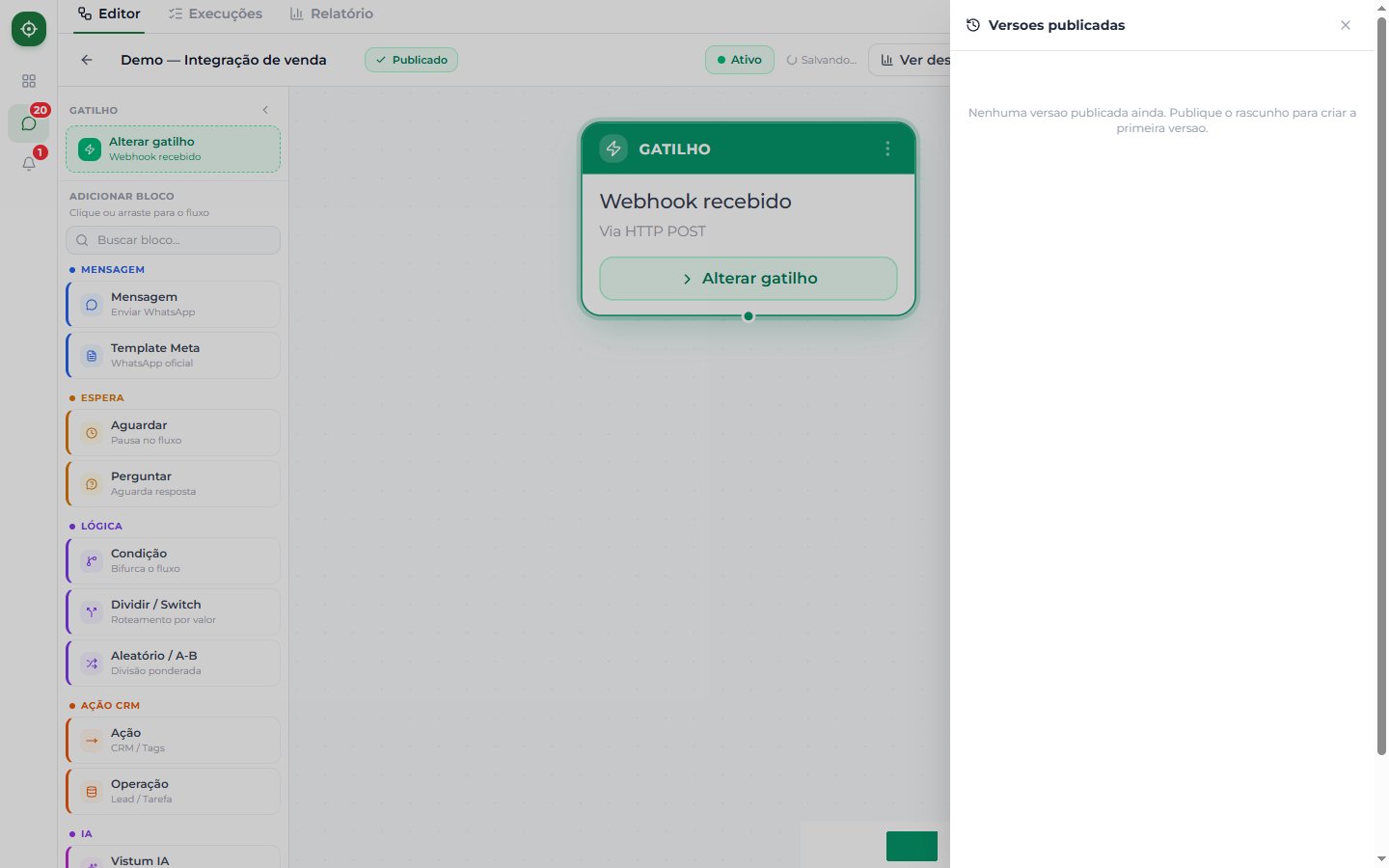 Botões Testar, Versões e Publicar no topo do editor, e o painel de versões publicadas