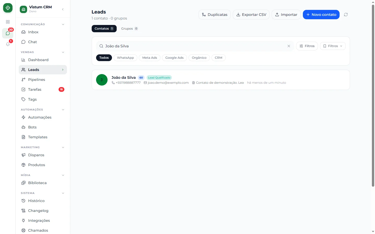 Tela de Contatos com a lista paginada