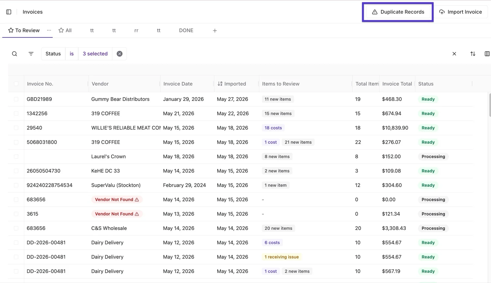 Invoices dashboard with the Duplicate Records button highlighted in the top-right corner