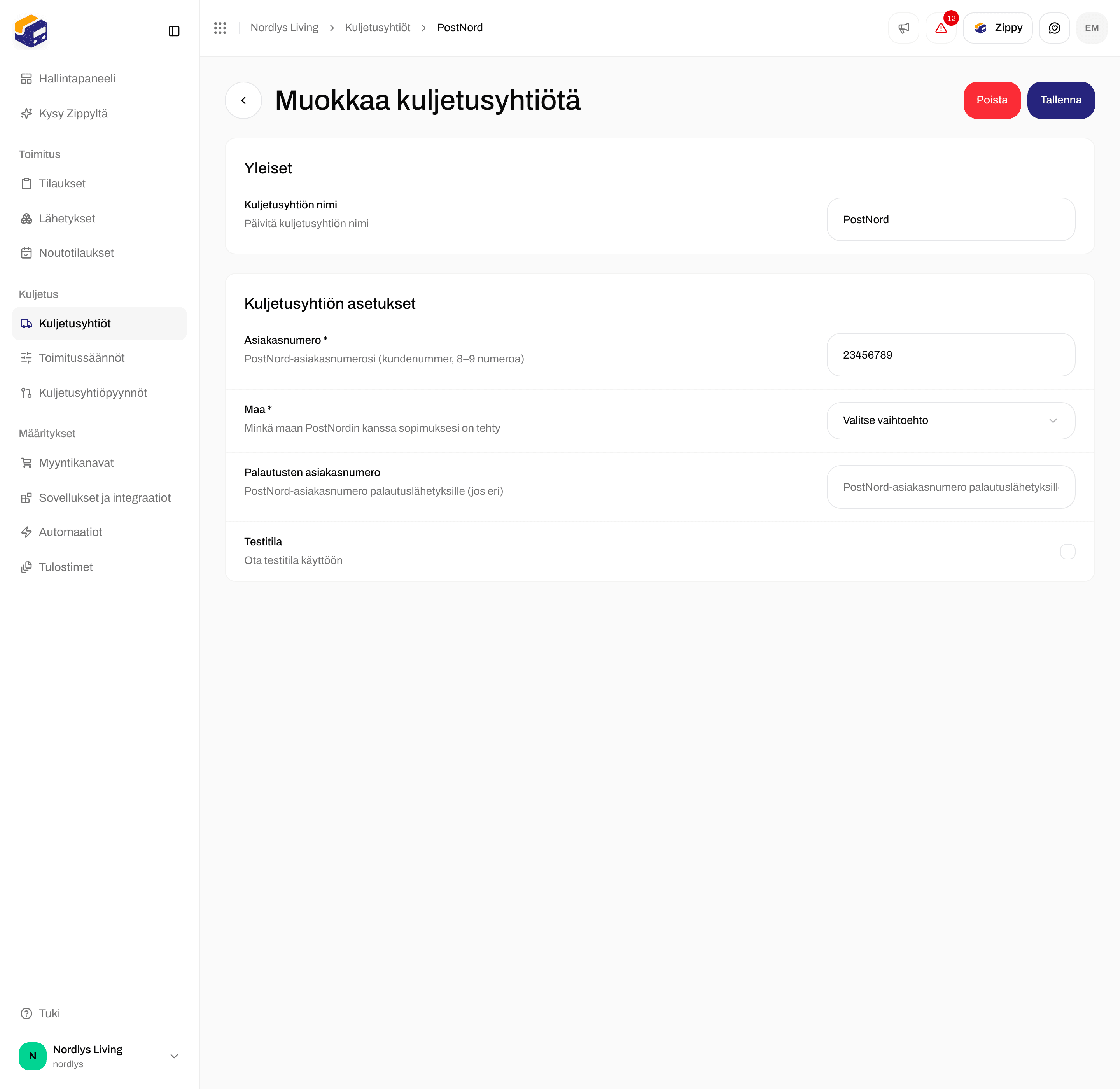 PostNordin Muokkaa kuljetusyhtiötä -sivu, jossa Asiakasnumero, Maa, Palautusten asiakasnumero ja Testitila