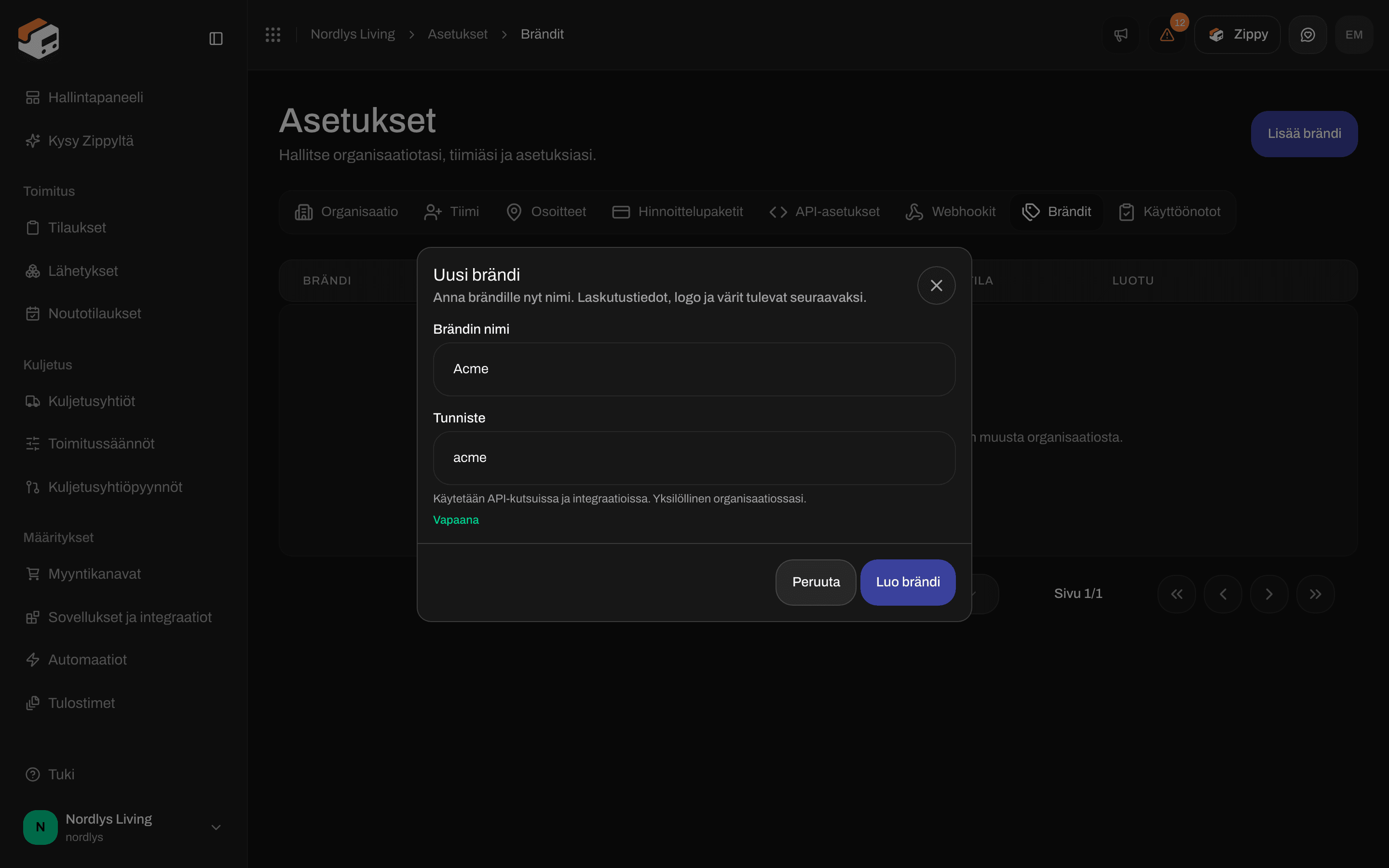 Uusi brändi -ikkuna, jossa Brändin nimi- ja Tunniste-kentät