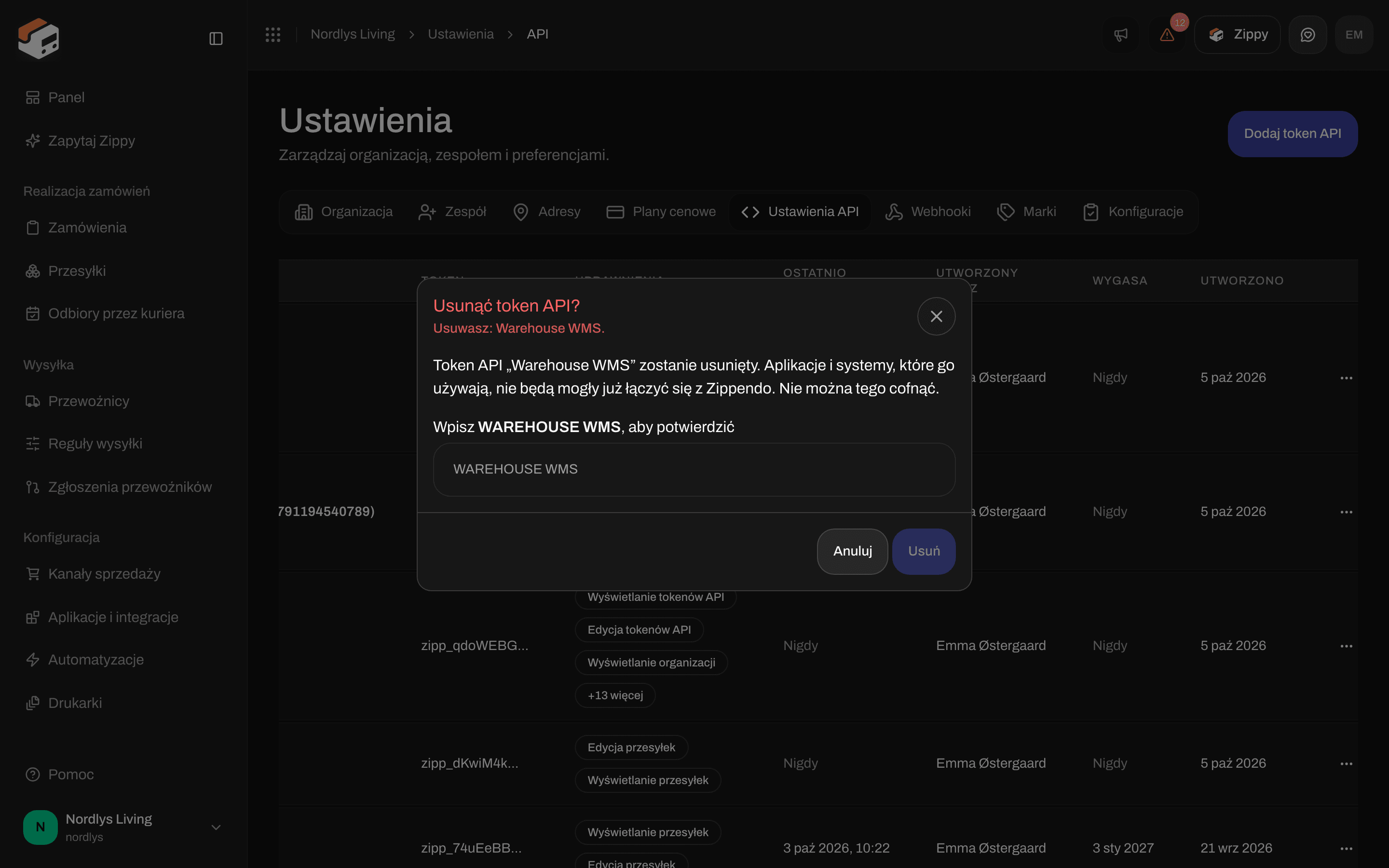 Okno Usunąć token API? z polem do wpisania nazwy w celu potwierdzenia