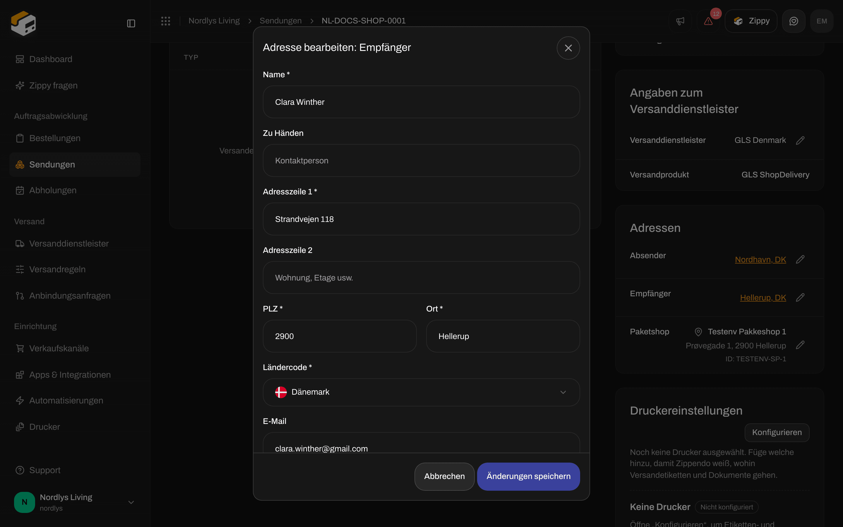Fenster Adresse bearbeiten: Empfänger mit Zu Händen, Adresszeilen, PLZ, Ort, Land, E-Mail und Telefon