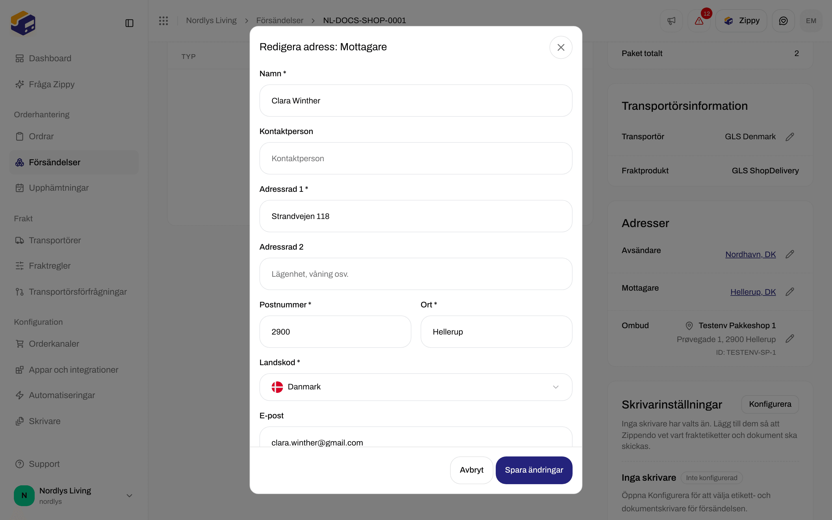 Fönstret Redigera adress: Mottagare med Kontaktperson, adressrader, postnummer, ort, land, e-post och telefon