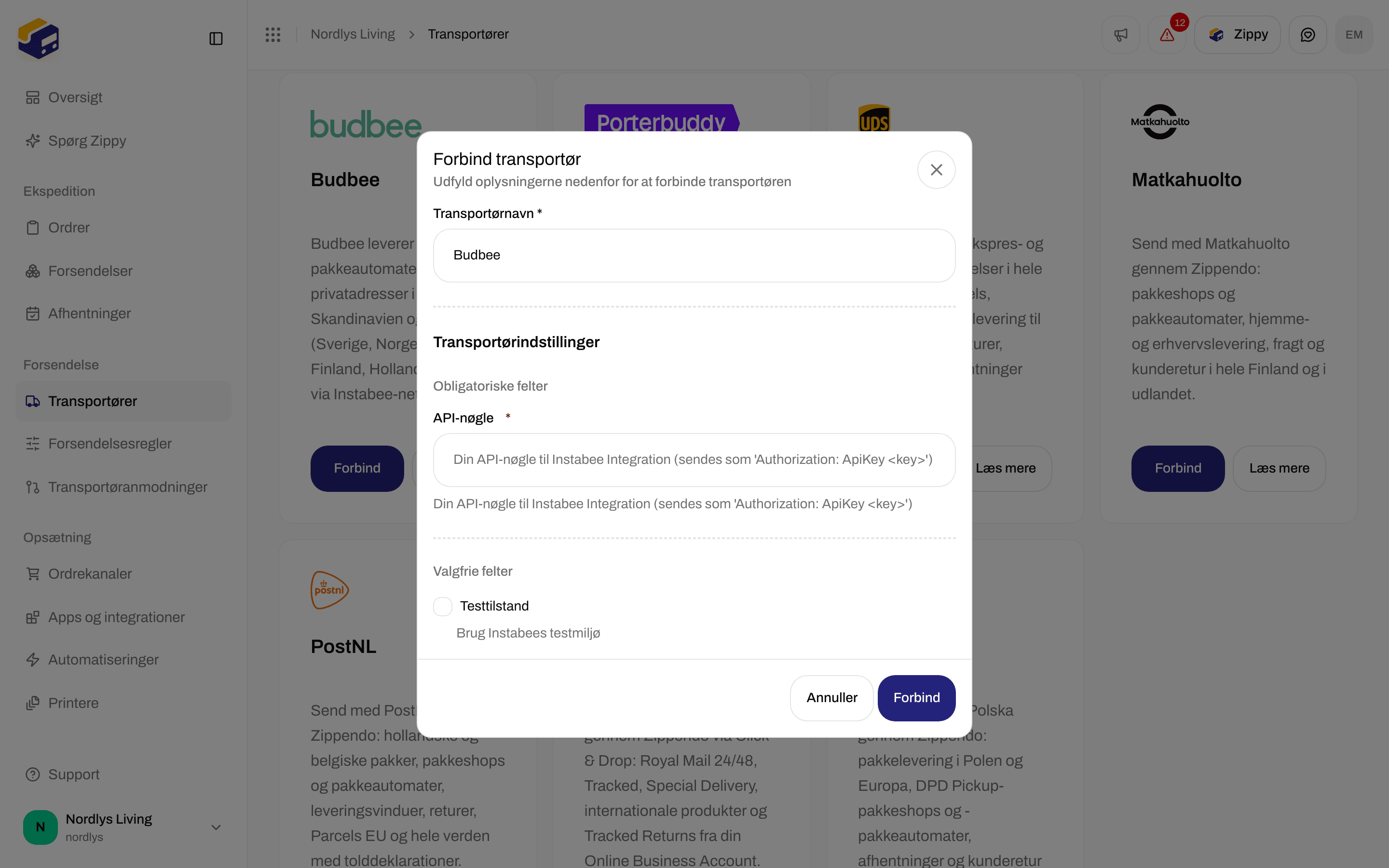 Vinduet Forbind transportør for Budbee med den påkrævede API-nøgle og den valgfrie Testtilstand