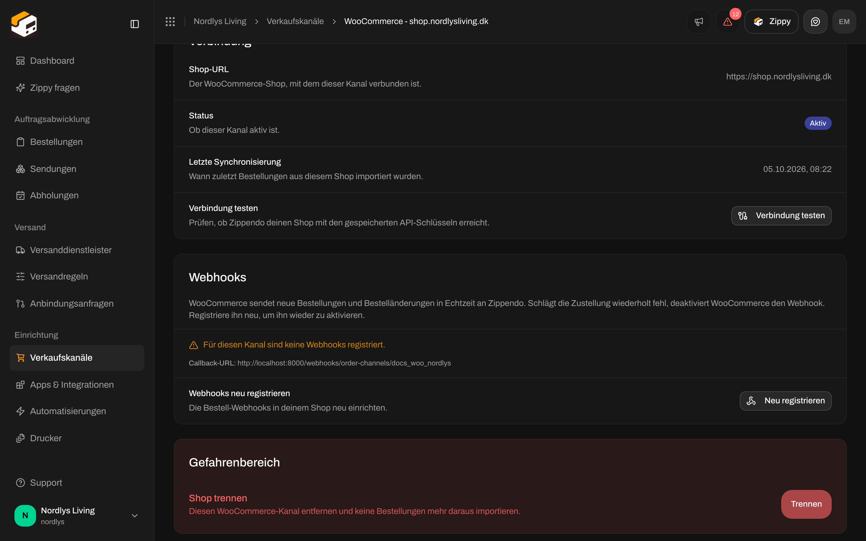 Karte Webhooks mit der Webhook-Liste, der Callback-URL und Neu registrieren