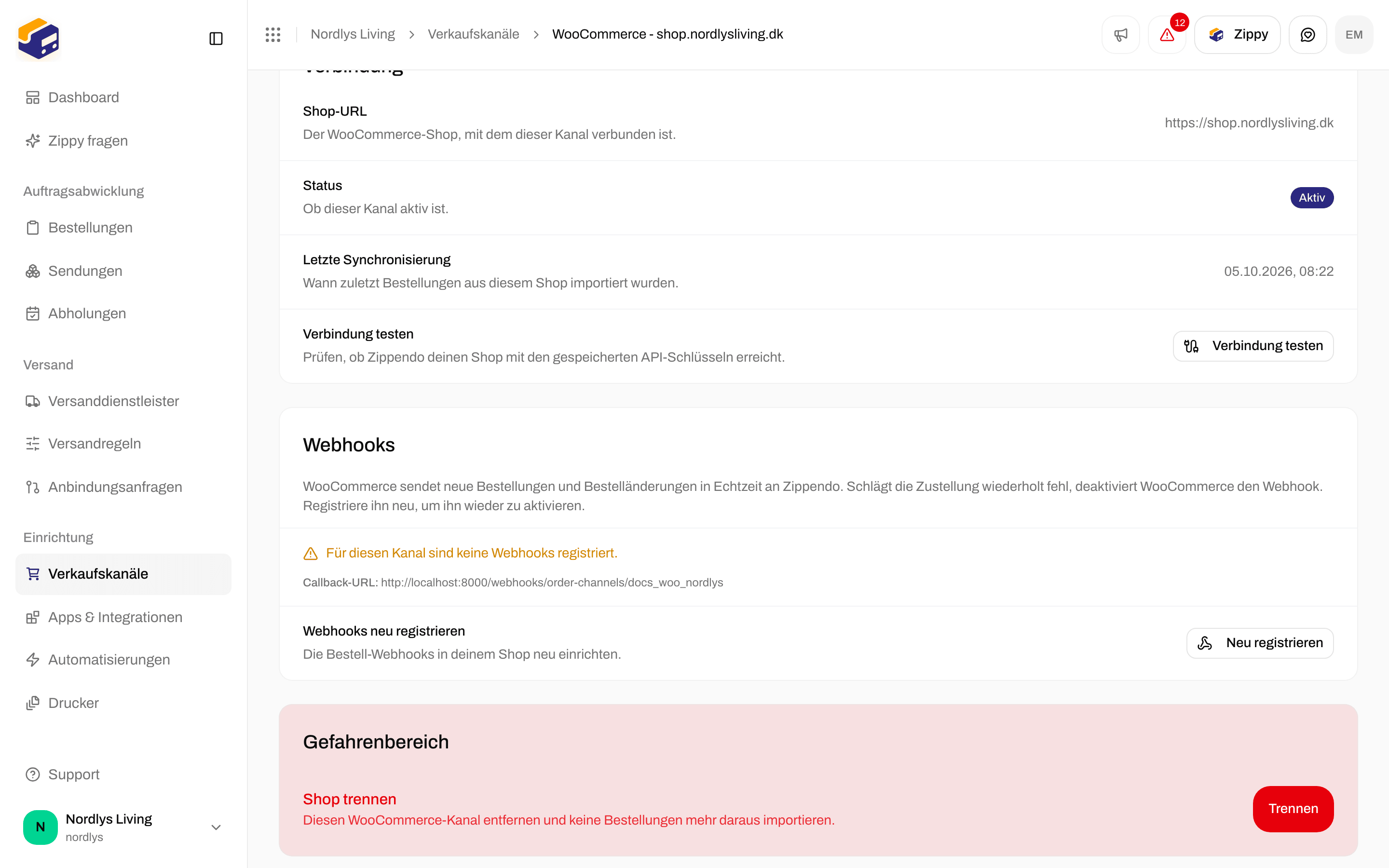 Karte Webhooks mit der Webhook-Liste, der Callback-URL und Neu registrieren