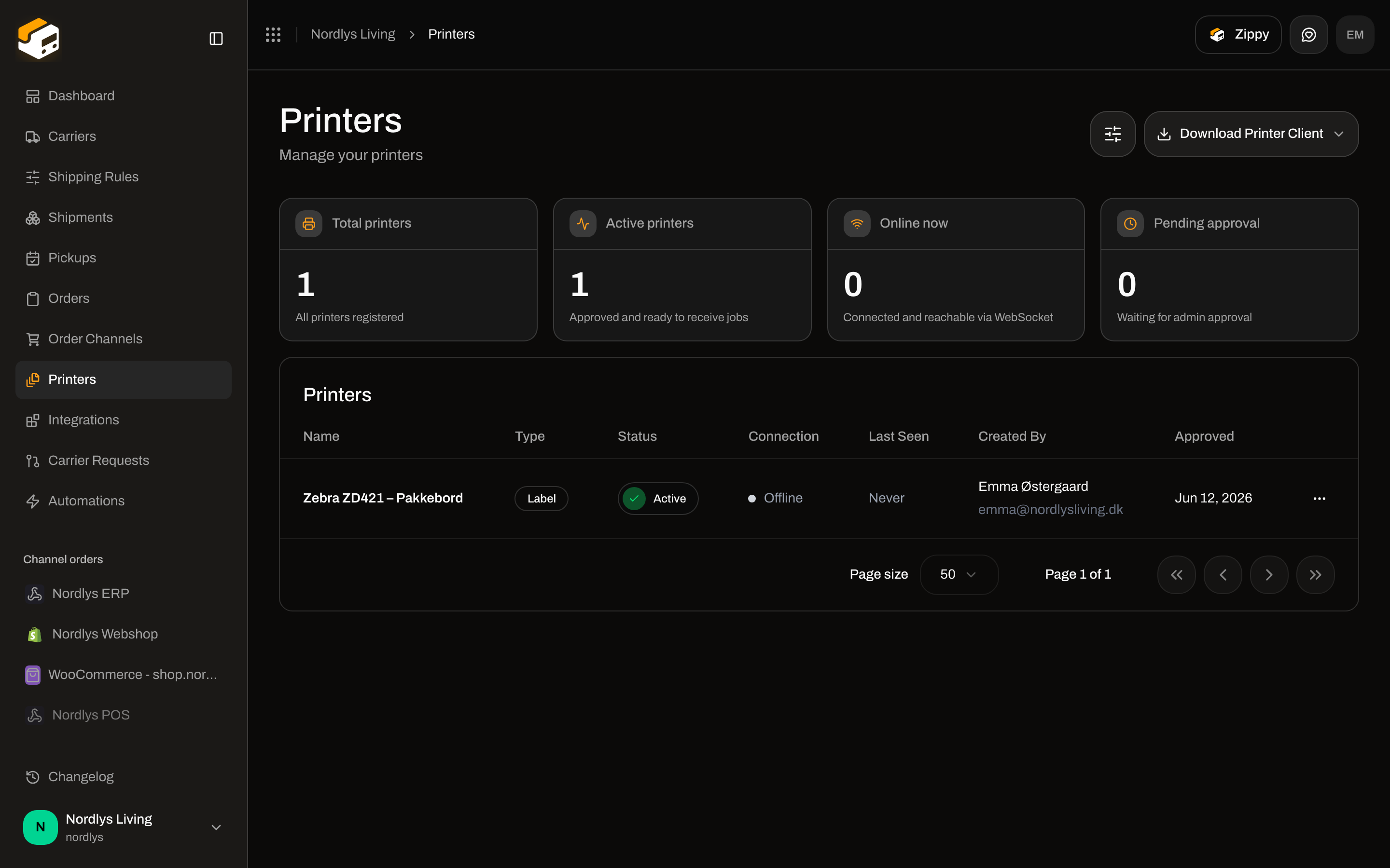 Printers page showing Total printers, Active printers, Online now, Pending approval, and a Label printer named Zebra ZD421 – Pakkebord that is Active and Offline