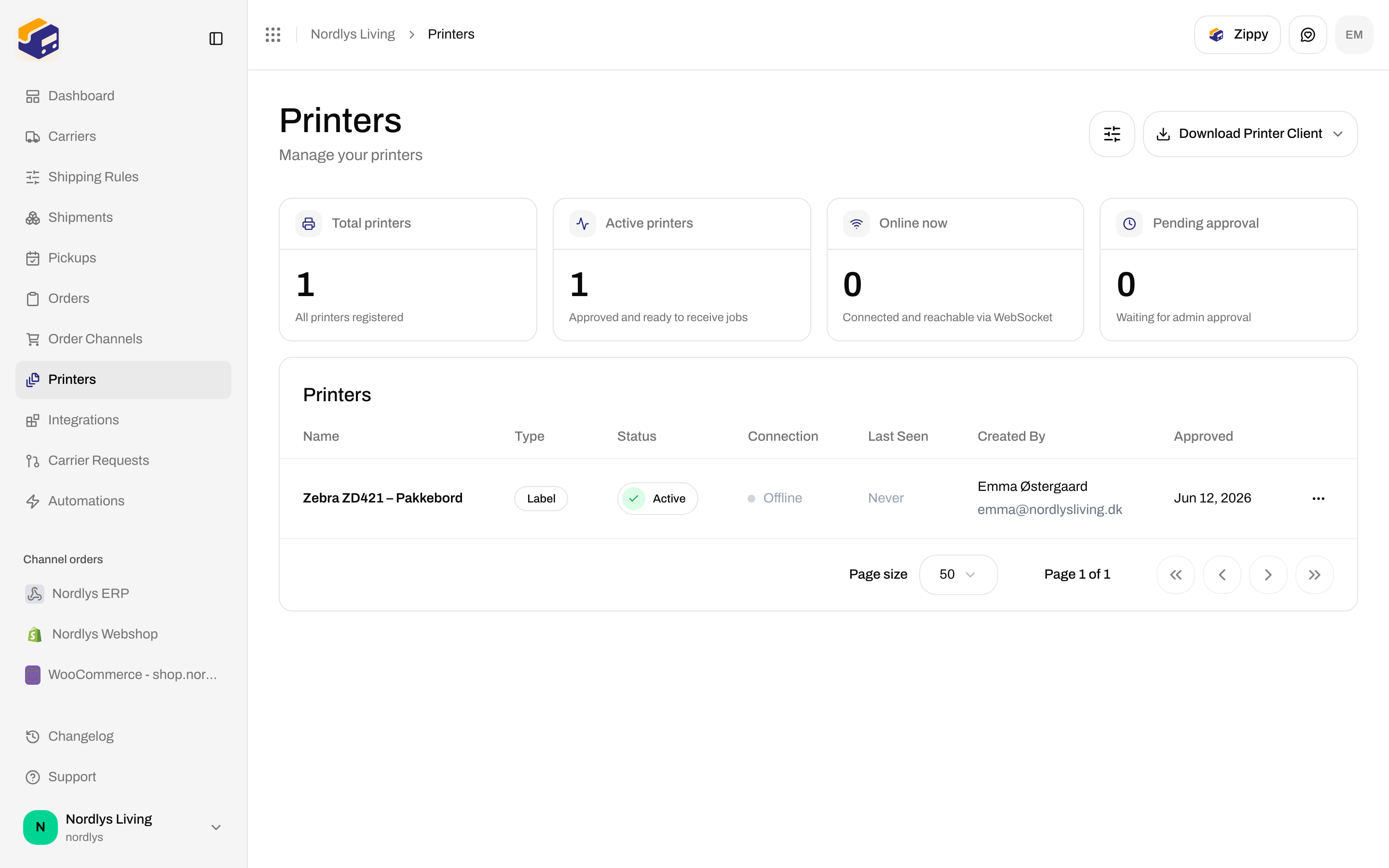 Printers page showing Total printers, Active printers, Online now, Pending approval, and a Label printer named Zebra ZD421 – Pakkebord that is Active and Offline