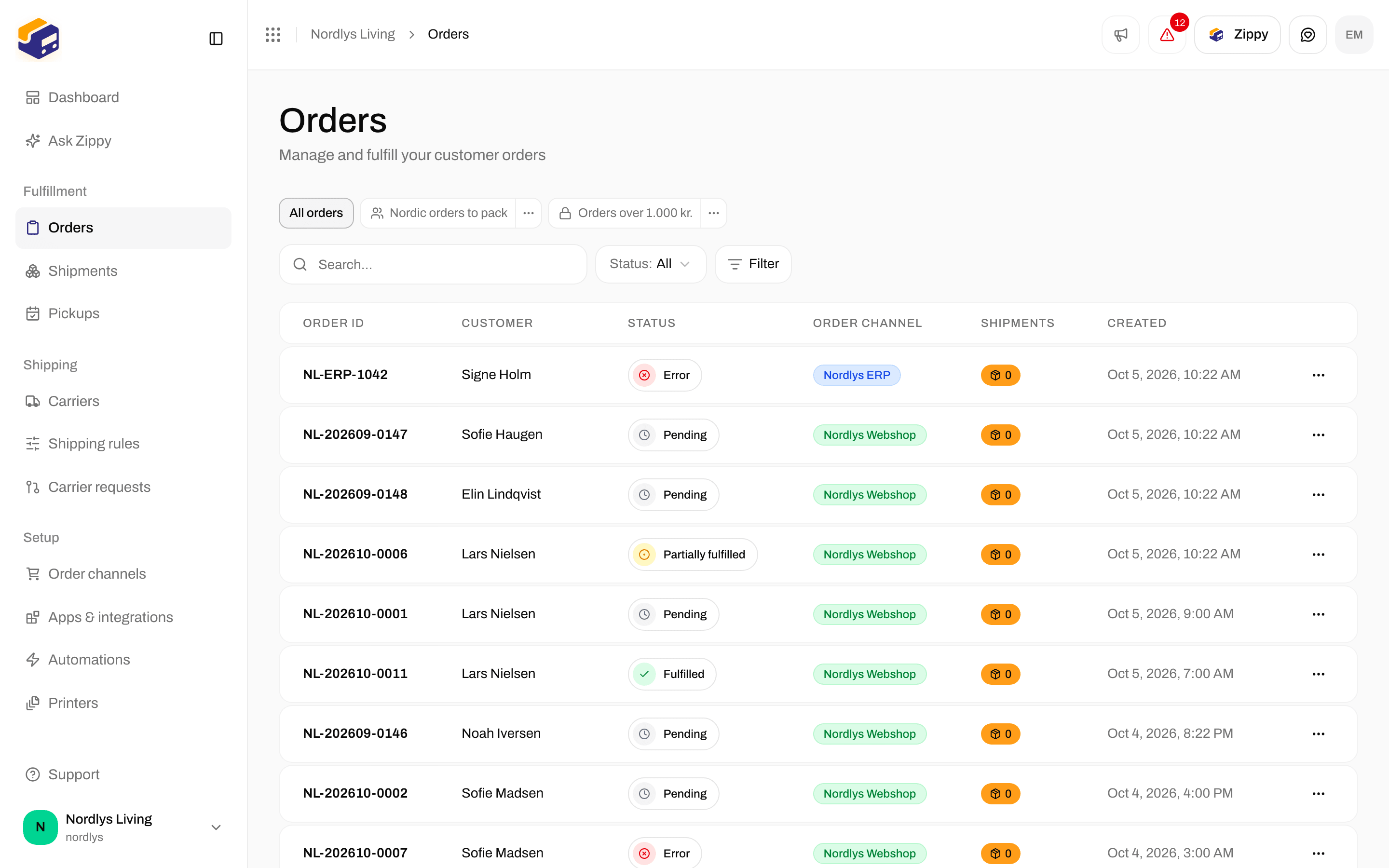 Orders table with order numbers, customers, statuses, order channels and shipment counts