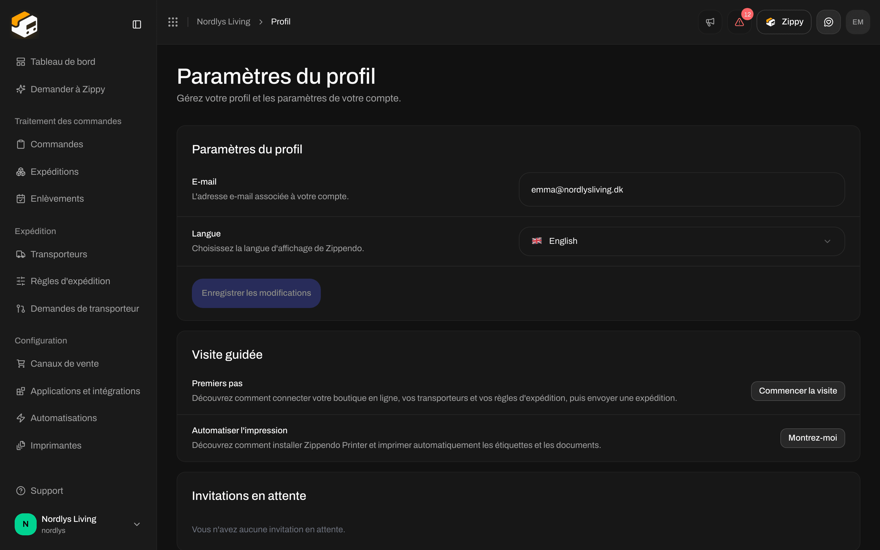 Paramètres du profil avec E-mail, Langue et Enregistrer les modifications