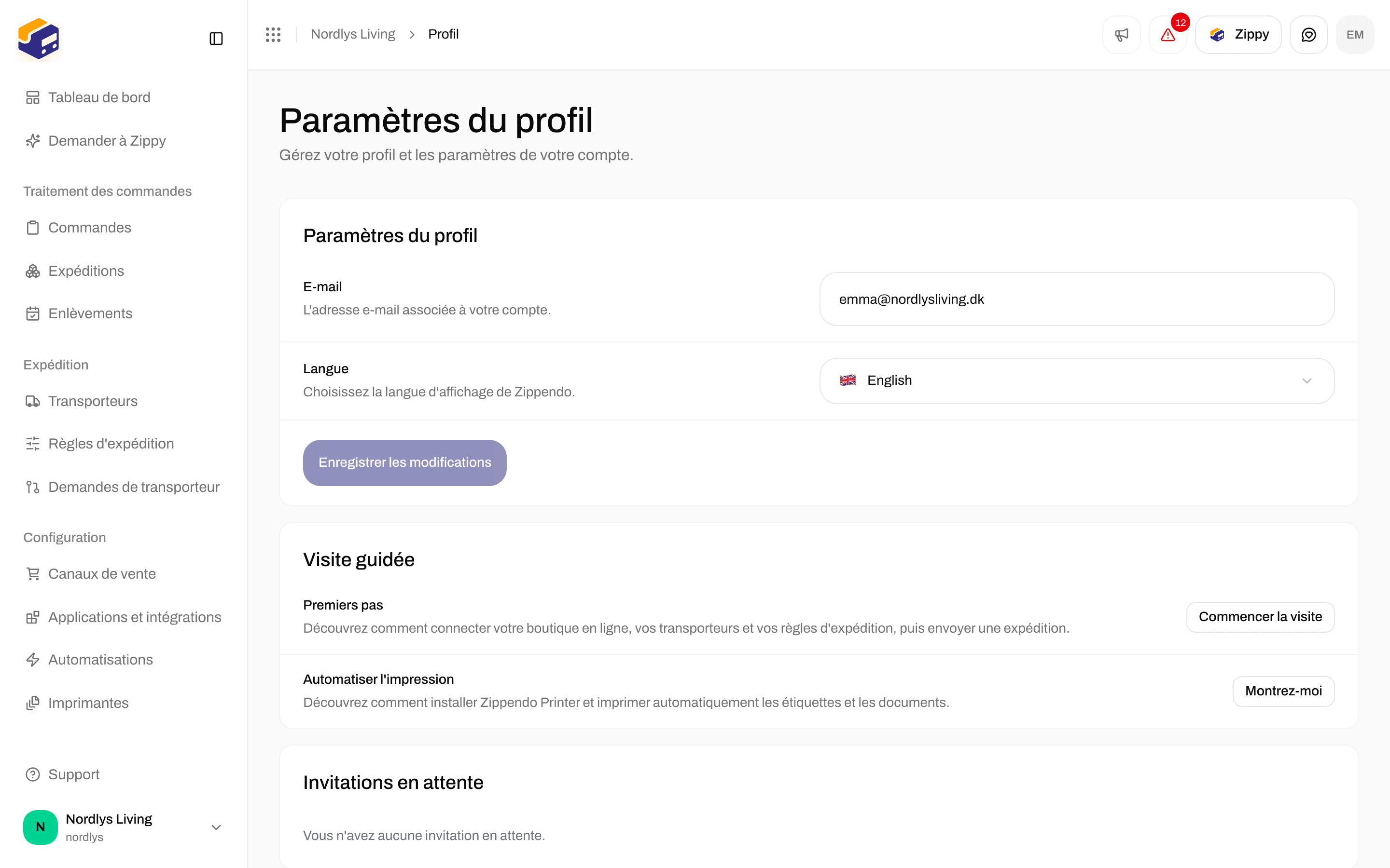 Paramètres du profil avec E-mail, Langue et Enregistrer les modifications