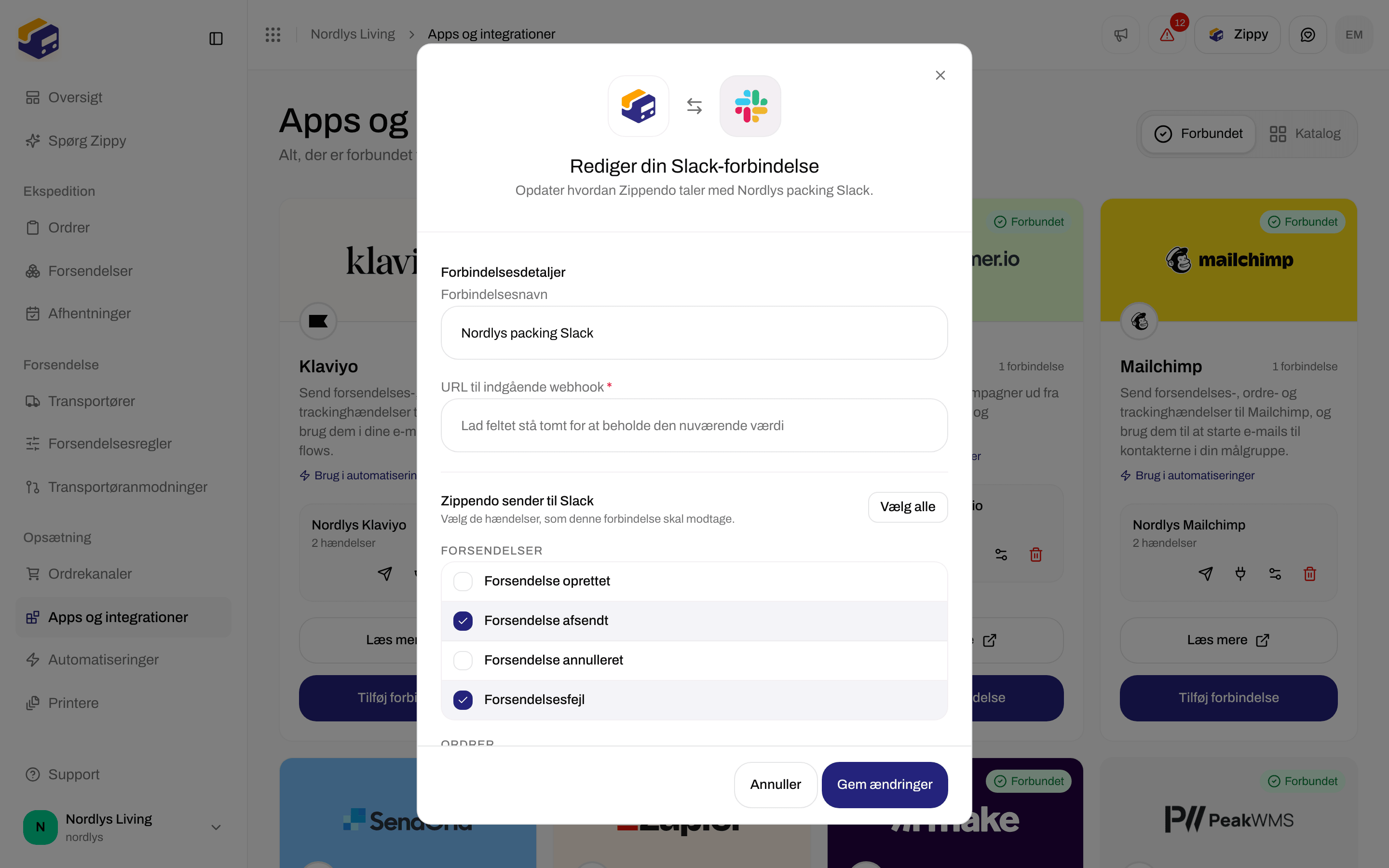 Redigeringsvindue for en Slack-forbindelse med forbindelsesnavnet, et tomt webhook-felt og hændelserne