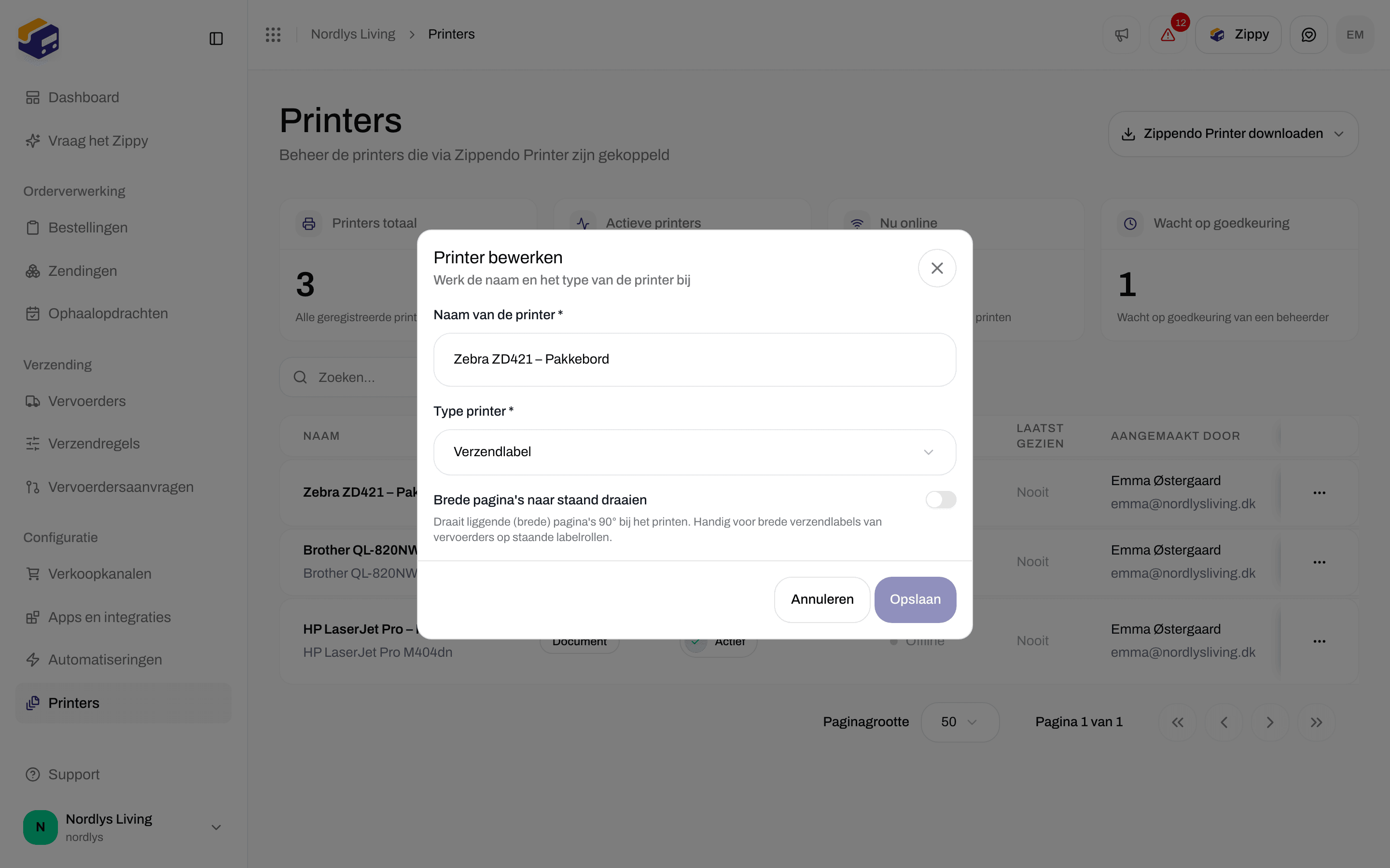 Venster Printer bewerken met Naam van de printer, Type printer op Verzendlabel en de schakelaar Brede pagina's naar staand draaien