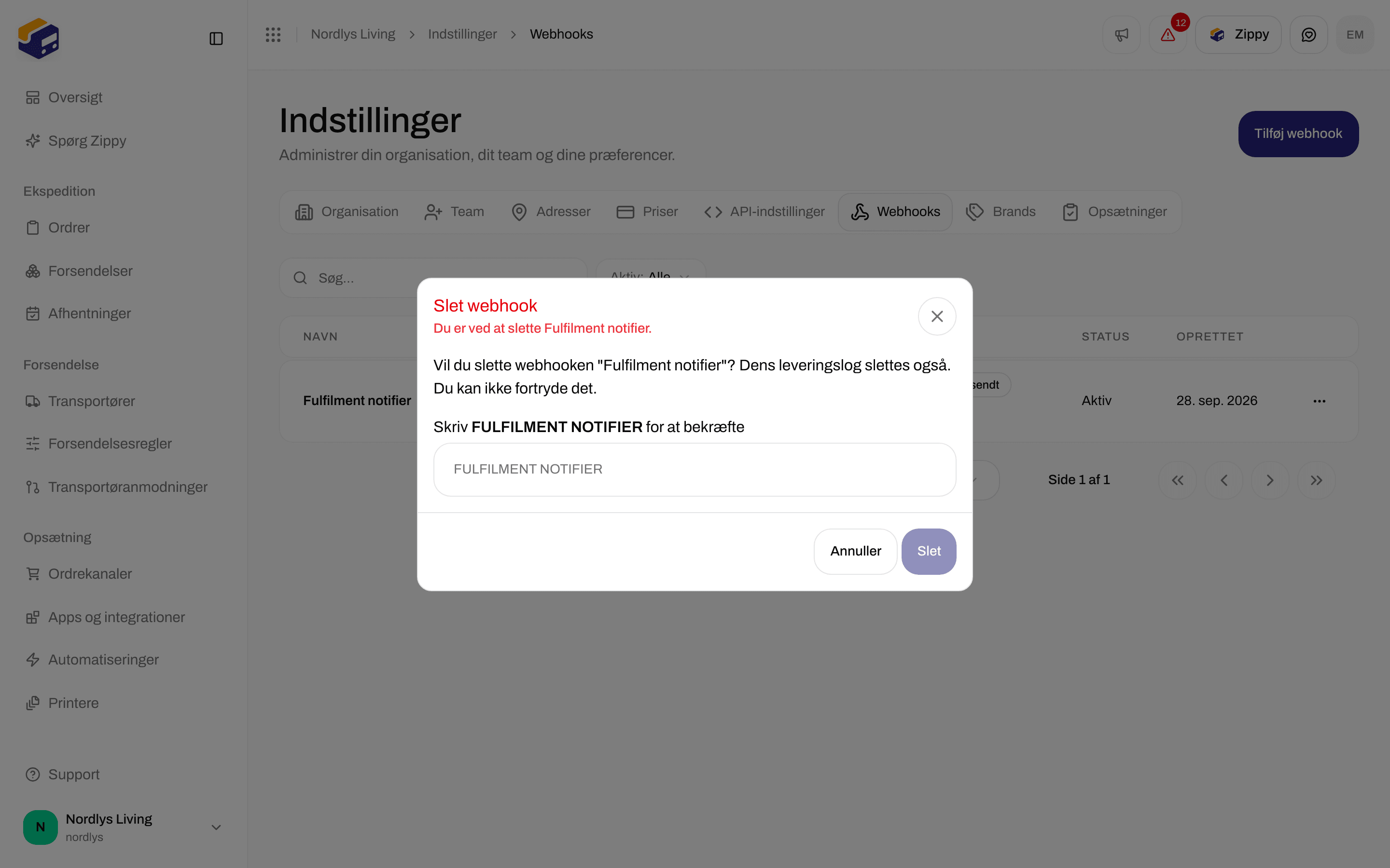 Vinduet Slet webhook med et felt, hvor du skriver navnet for at bekræfte