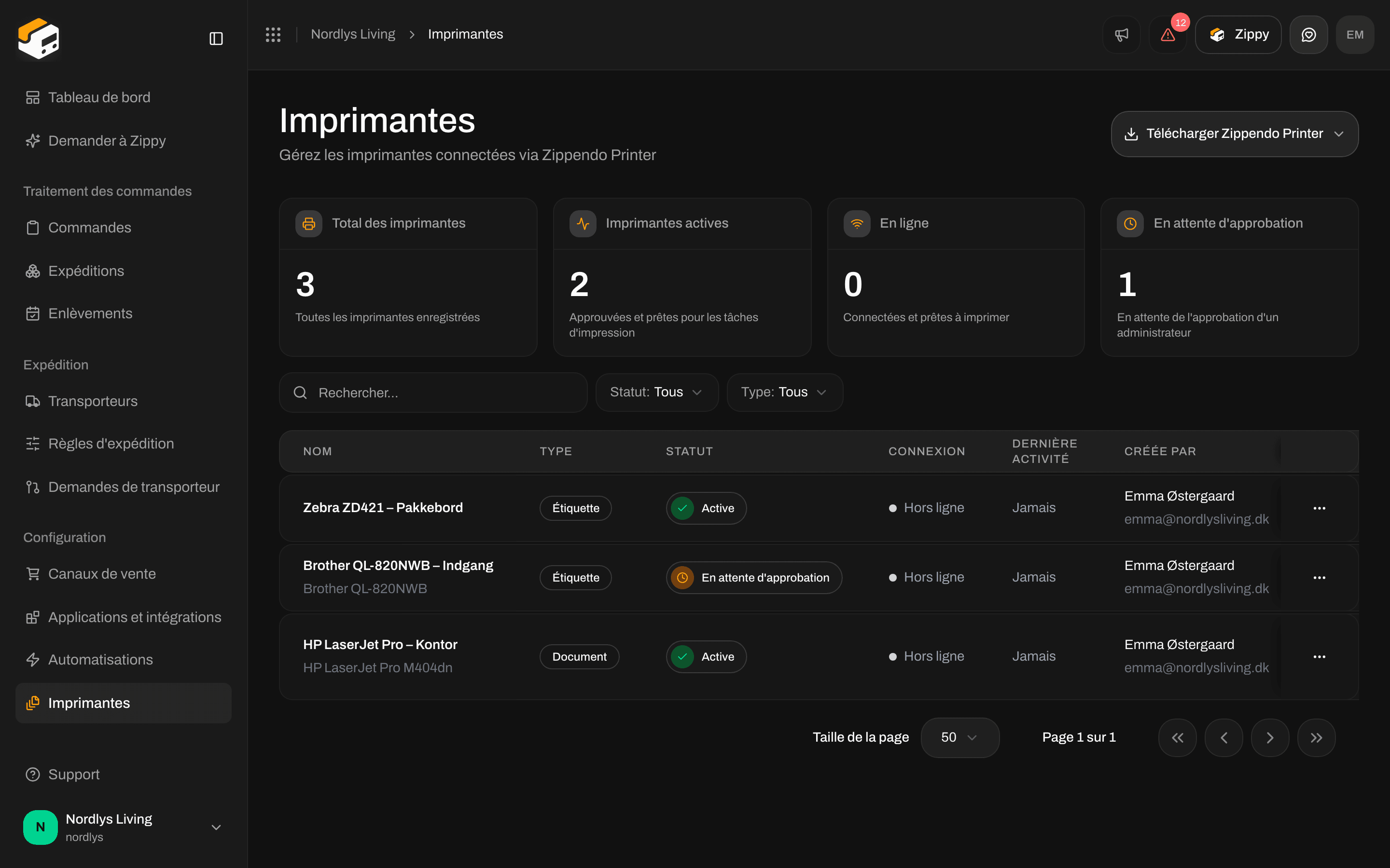 Page Imprimantes avec les compteurs, le bouton de téléchargement et une imprimante d'étiquettes Zebra