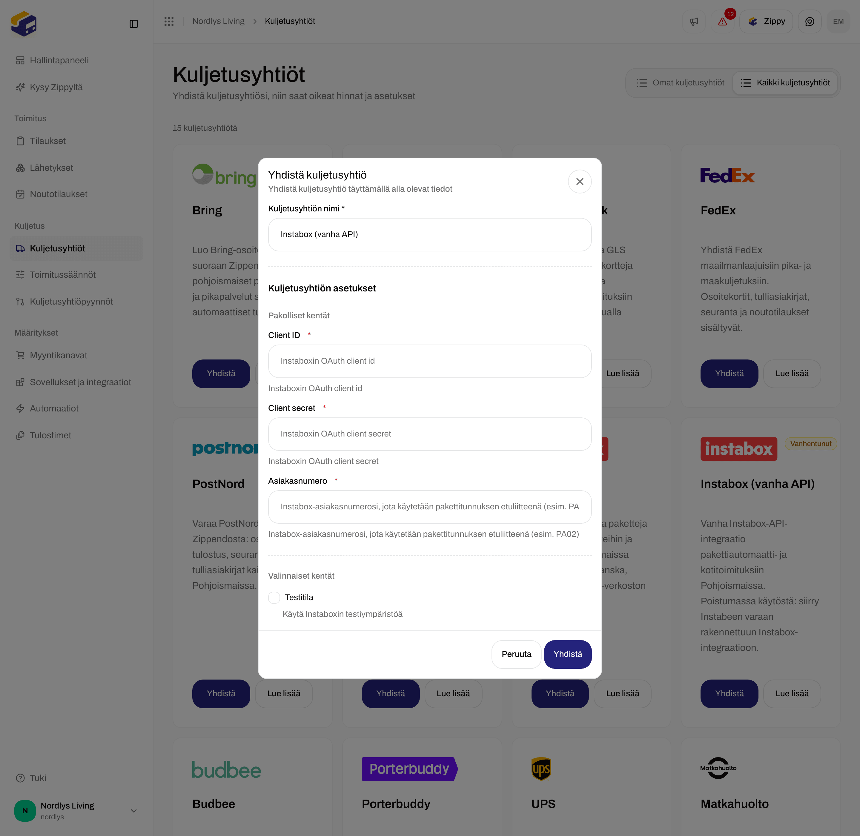 Instabox Legacy API -lomake vieritettynä kohtaan Valinnaiset kentät, jossa on Testitila-valintaruutu