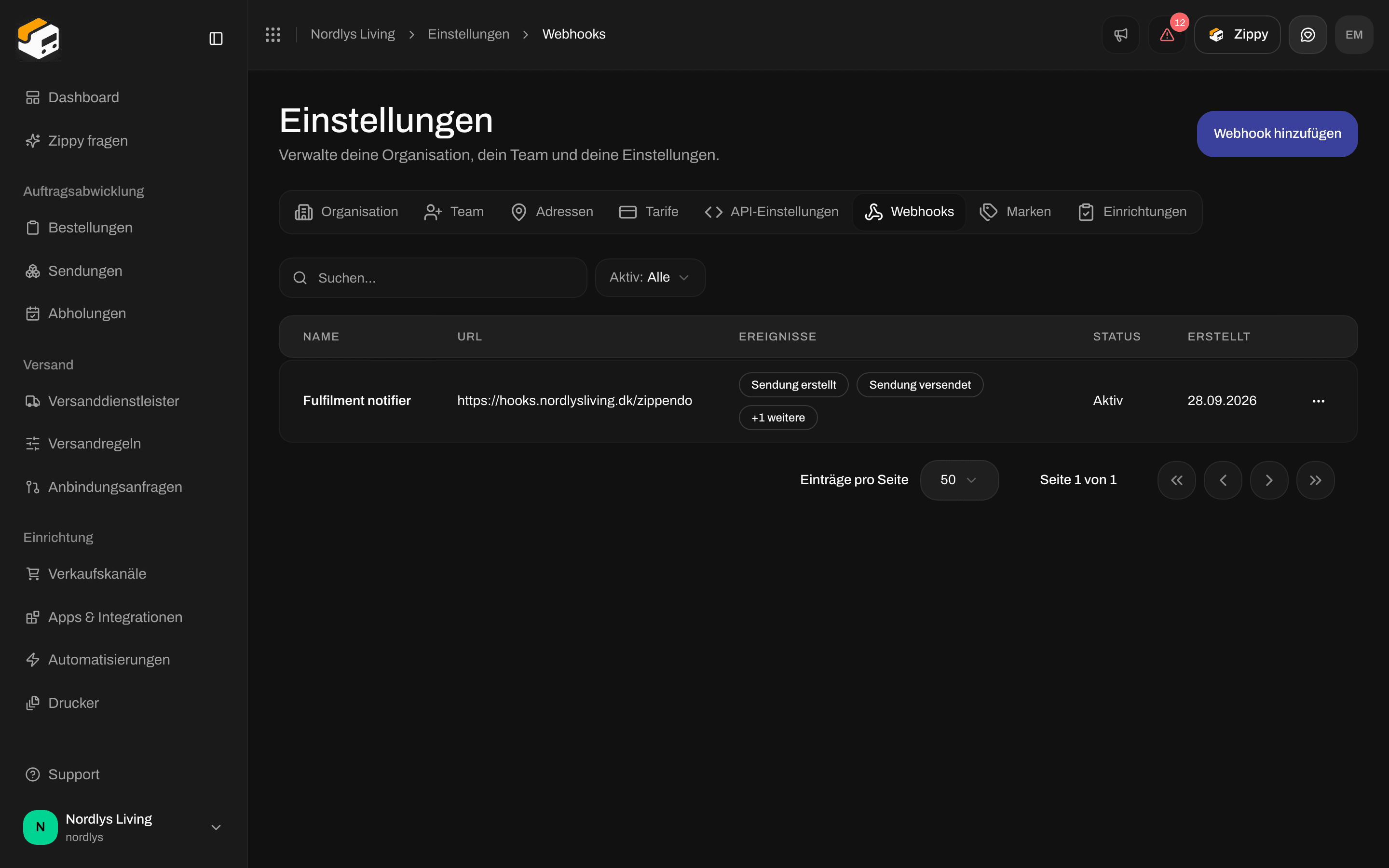 Tab Webhooks in den Einstellungen mit einem Webhook in der Liste und Webhook hinzufügen in der Kopfzeile