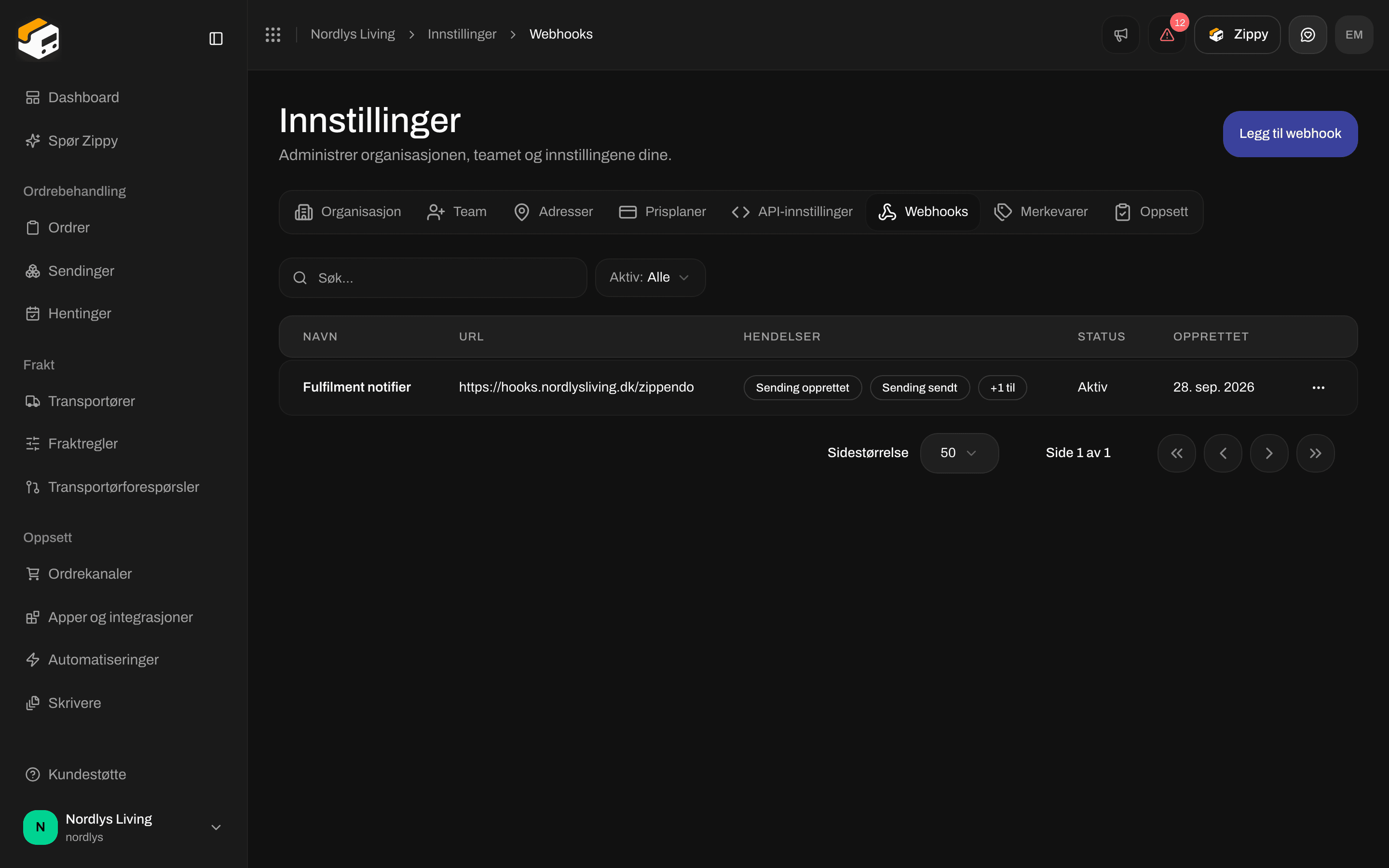 Webhook-listen i Innstillinger med en webhook som abonnerer på hendelser for sendinger og sporing