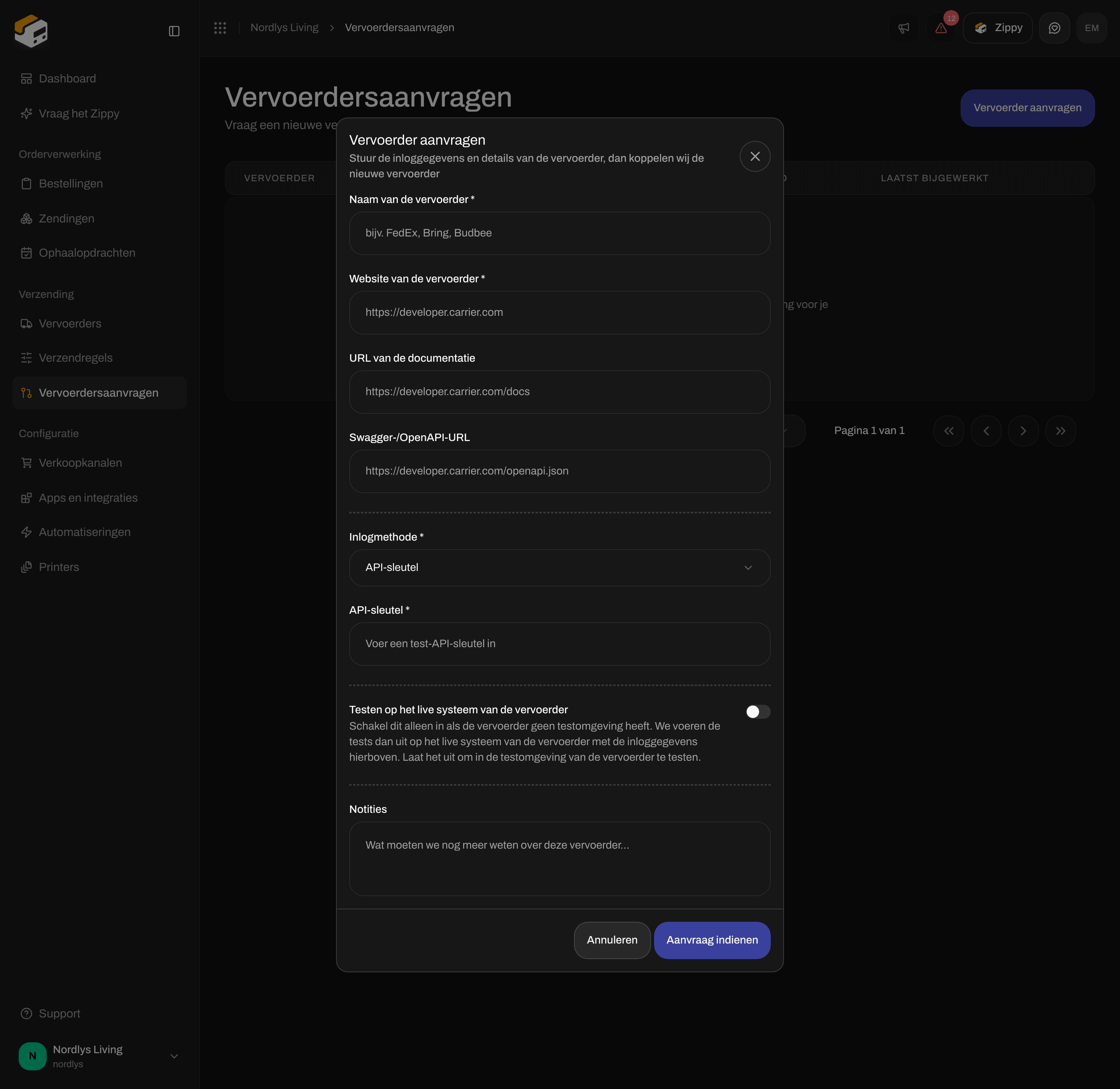 Venster Vervoerder aanvragen, naar beneden gescrold naar de schakelaar Testen op het live systeem van de vervoerder en Notities