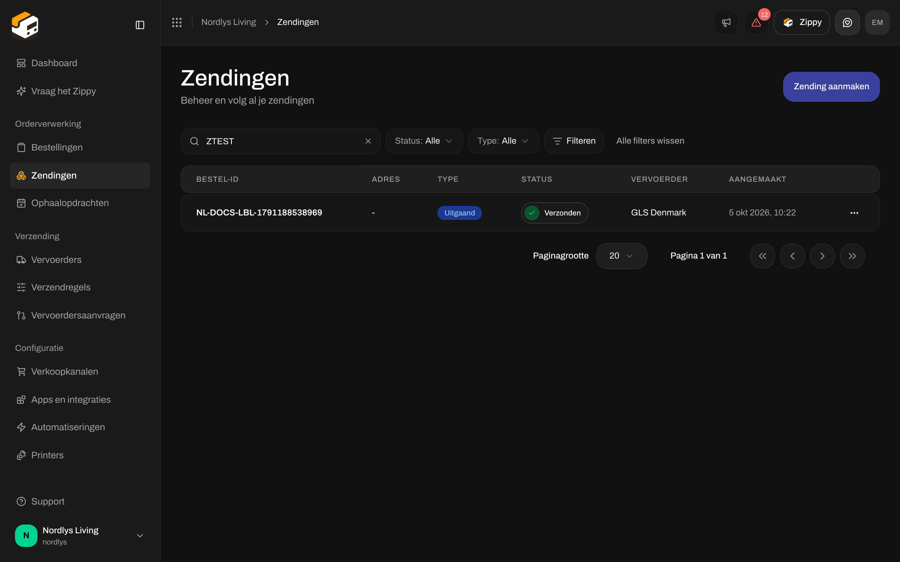 Zendingenlijst nadat een trackingnummer in het zoekvak is getypt