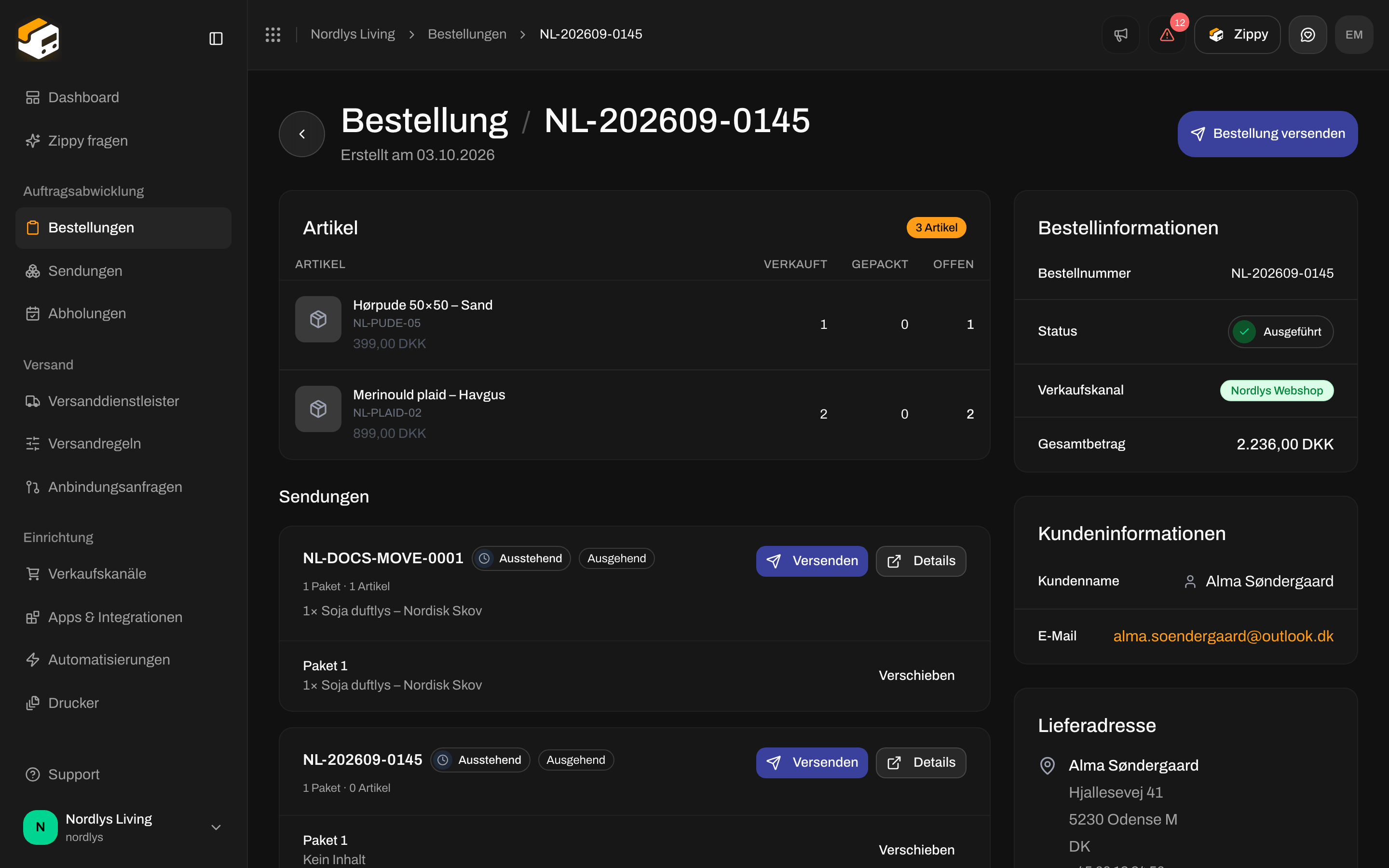 Ausgeführte Bestellung mit Kundeninformationen und Lieferadresse